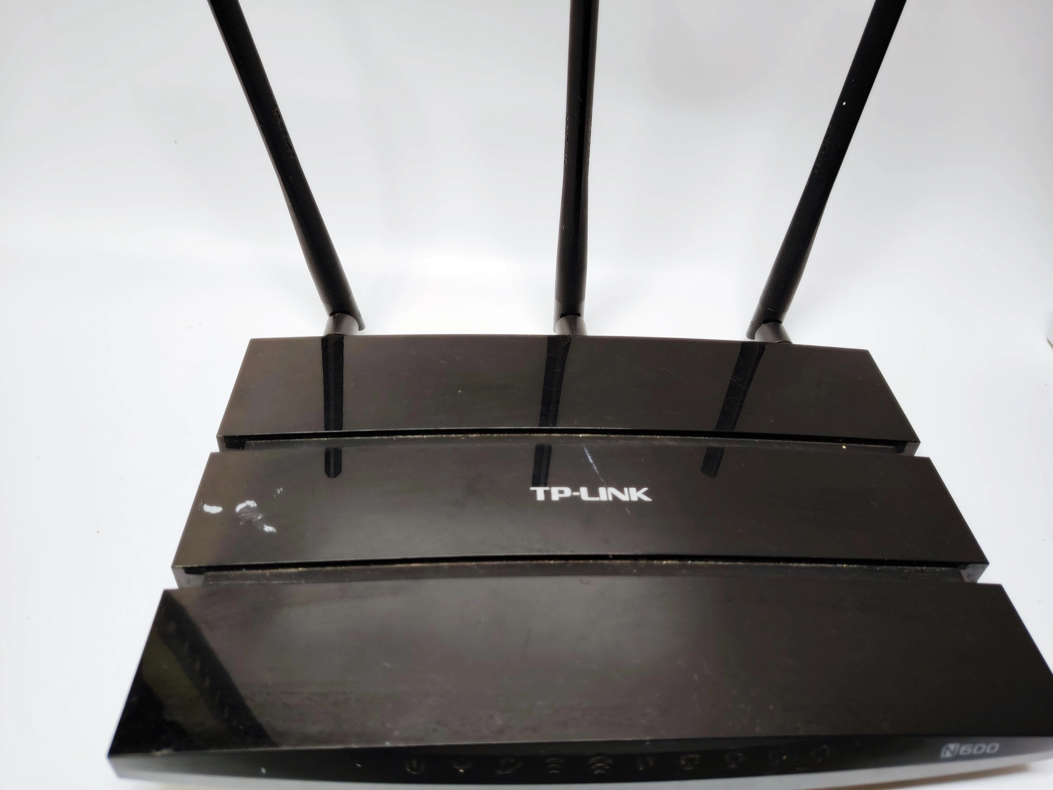 dwupasmowy-bezprzewodowy-routermodem-adsl2-n600-tryb-pracy-4449-256