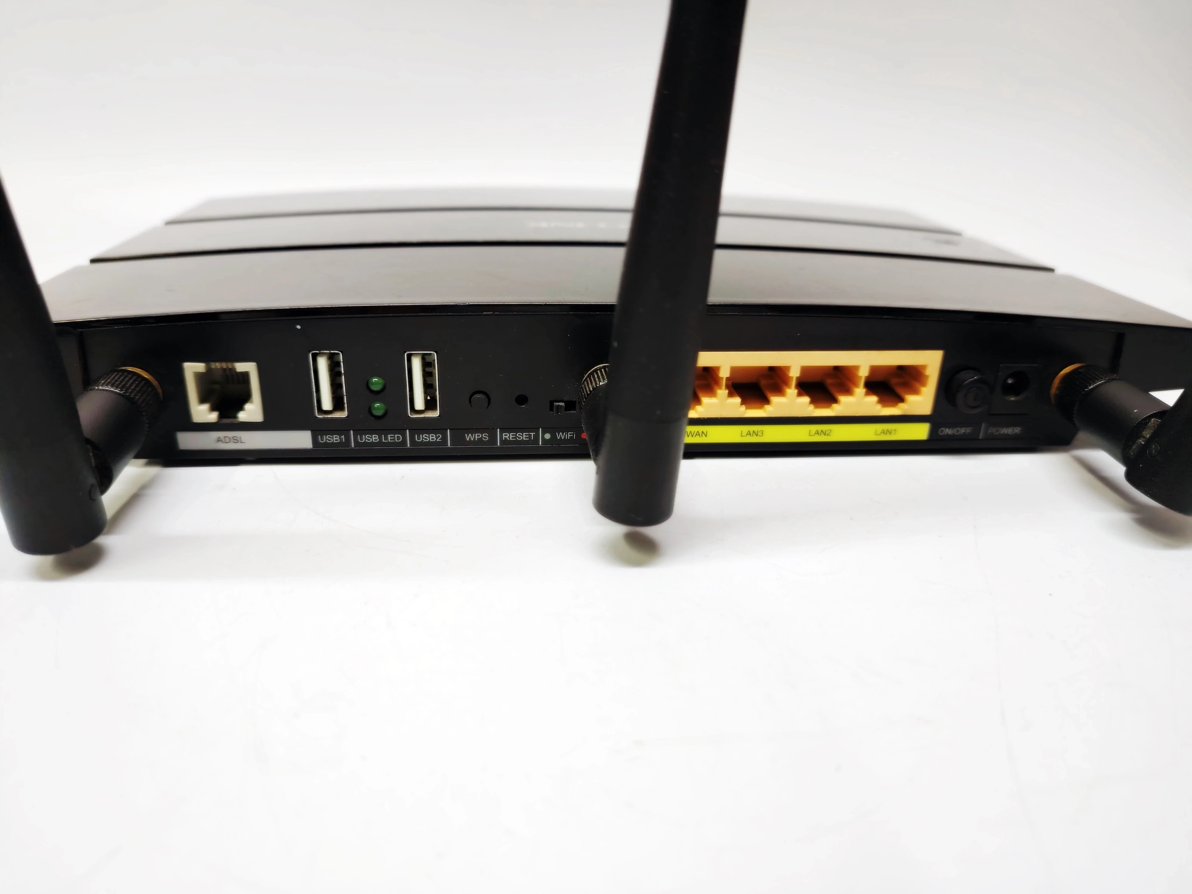 dwupasmowy-bezprzewodowy-routermodem-adsl2-n600-standard-pracy-portow-lan-227313-320361