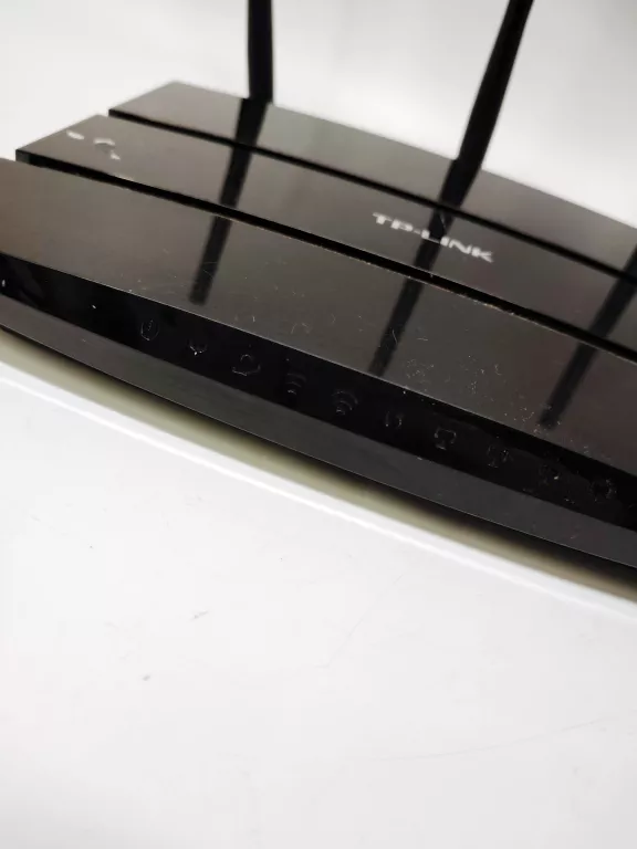 dwupasmowy-bezprzewodowy-routermodem-adsl2-n600-stan-11323-2