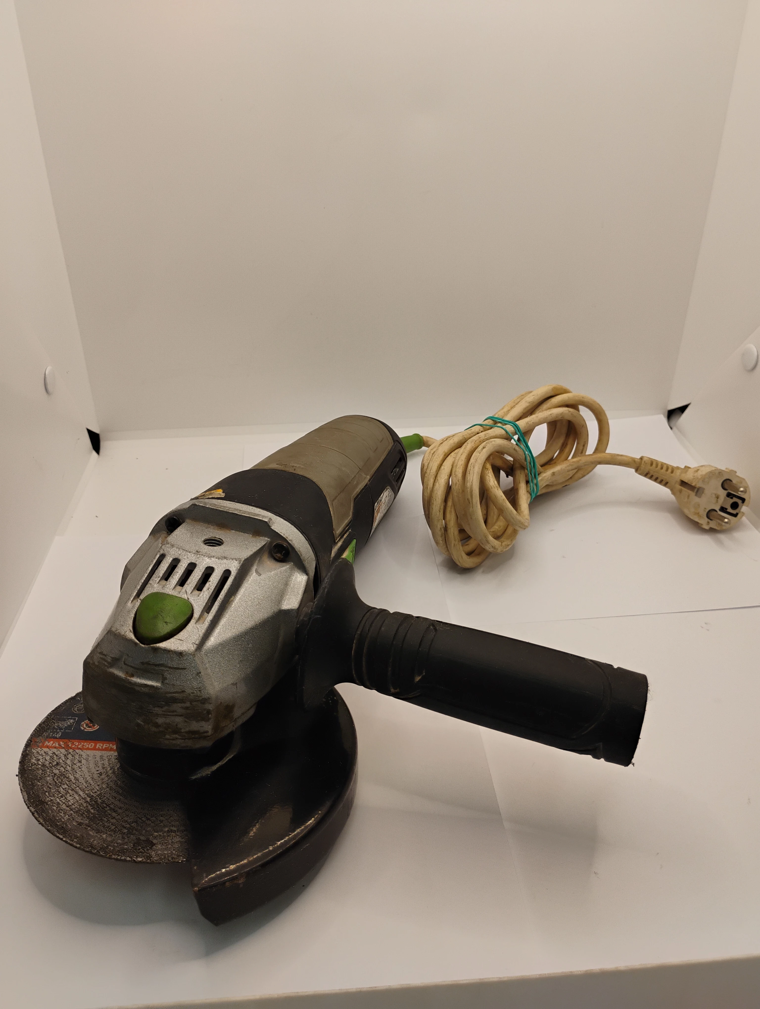 szlifierka-katowa-niteo-tools-ag0066-710w-dworcowa-26-bytom