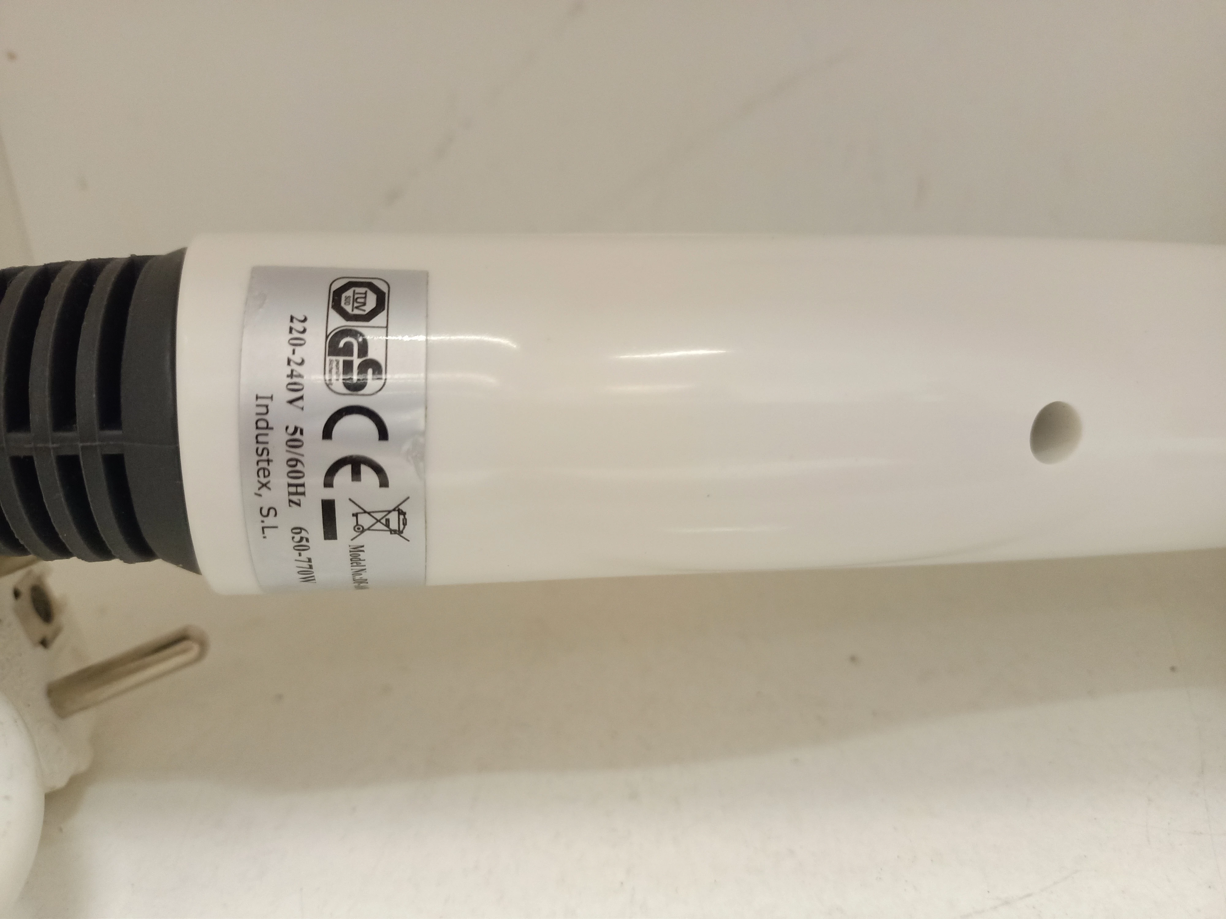 parownica-do-ubran-zelazko-parowe-turystyczne-pare-kolor-dominujacy-129357-2