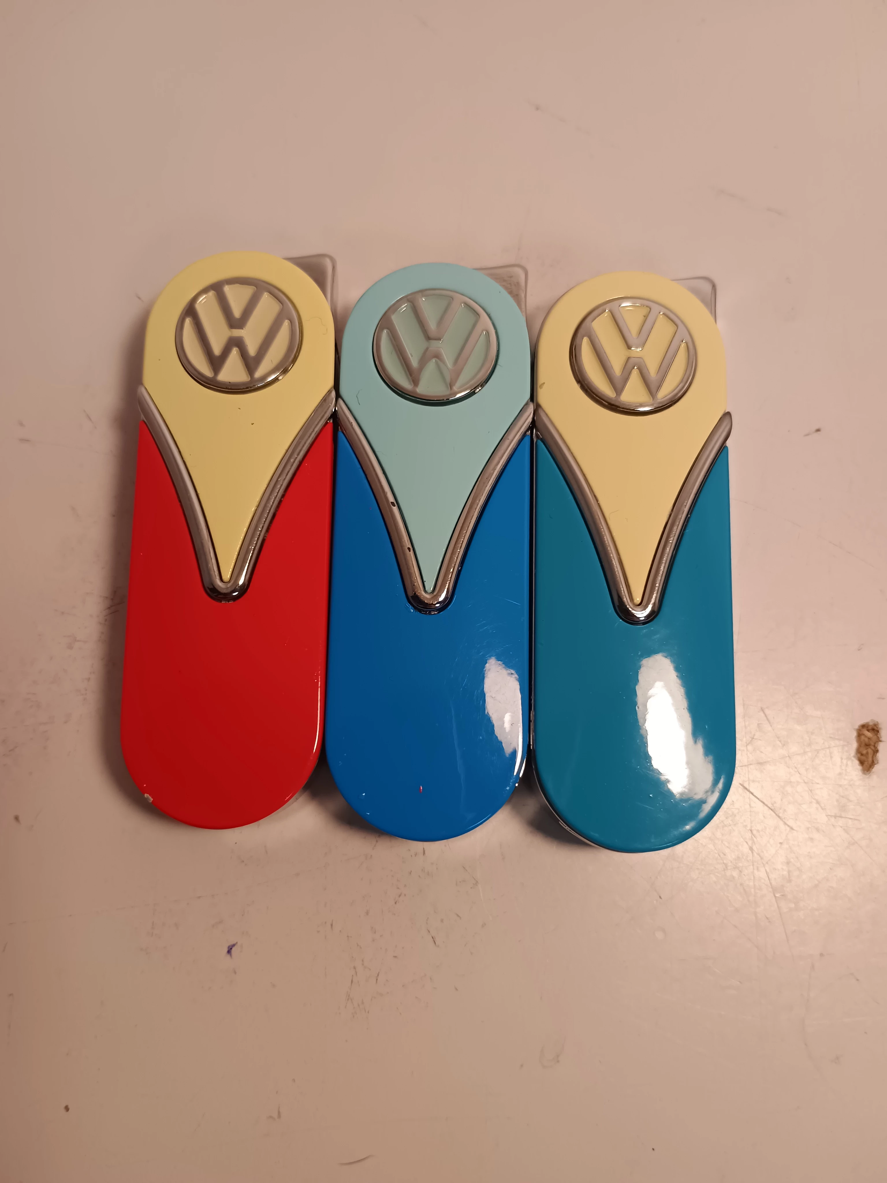 zapalniczka-volkswagen-rozne-kolory-szybka-25-krakow