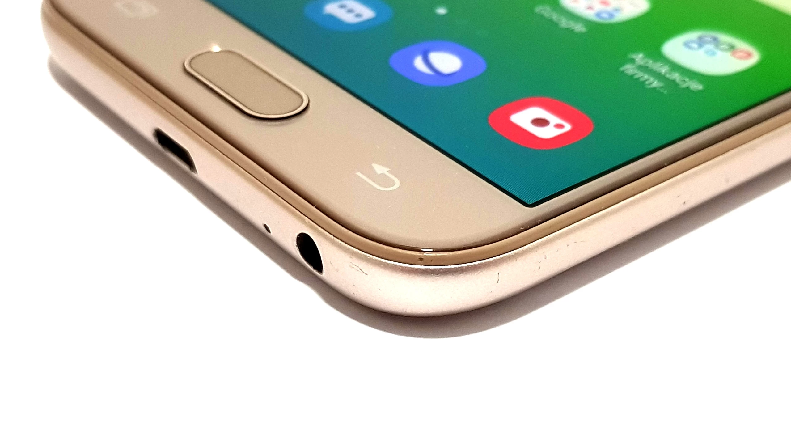 telefon-samsung-j3-2017-216gb-stan-bdb-przekatna-ekranu-500