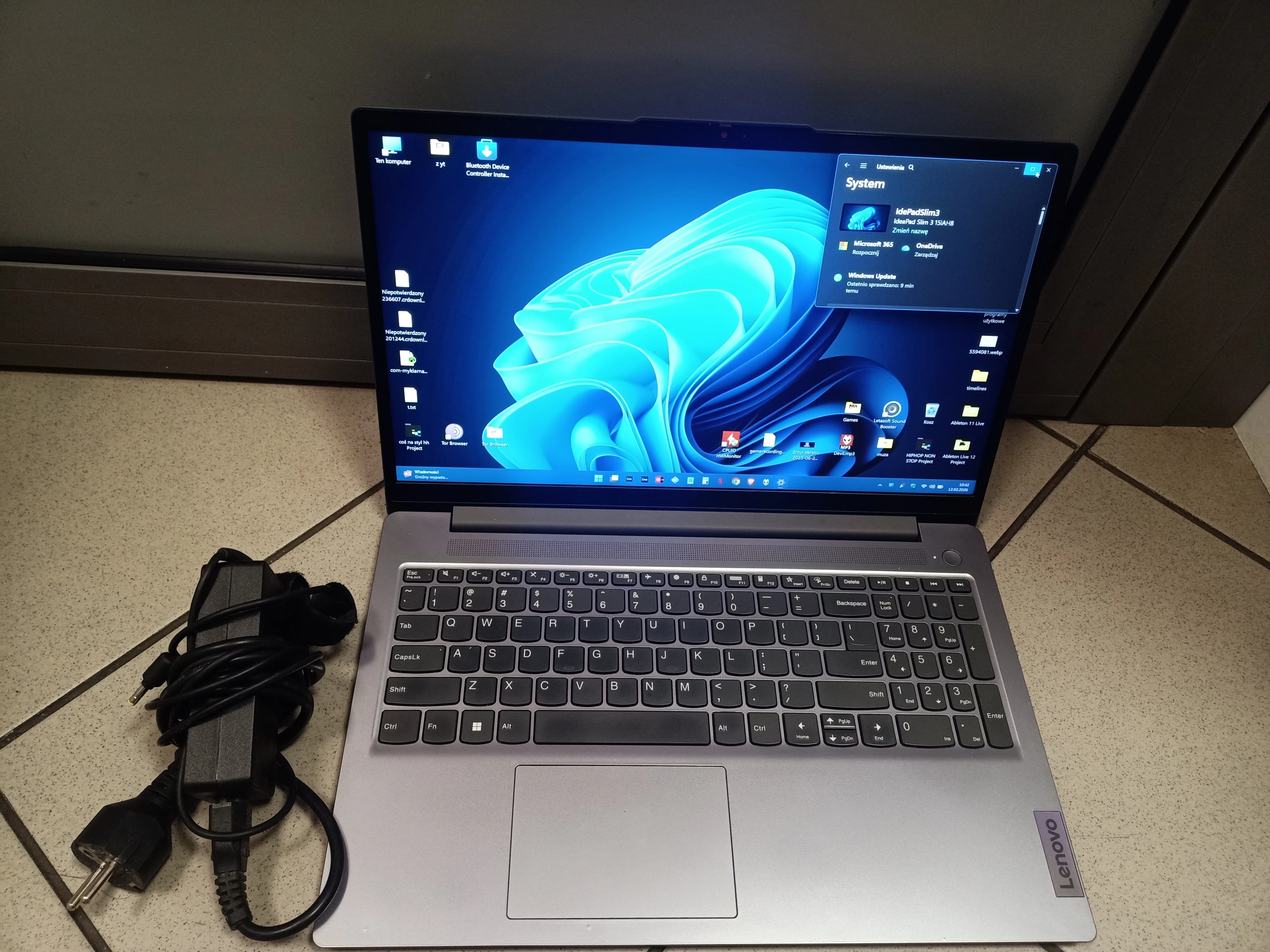 laptop-lenovo-ideapad-slim-3-15iah8-156-8gb512gb-i5-12450h-rozdzielczosc-px-4474-211457