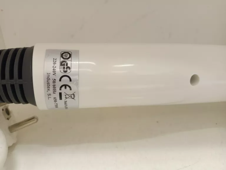 parownica-do-ubran-zelazko-parowe-turystyczne-pare-kolor-dominujacy-129357-2