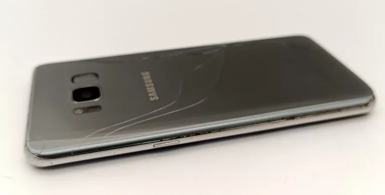 telefon-samsung-galaxy-s8-wbudowana-pamiec-202869-214193