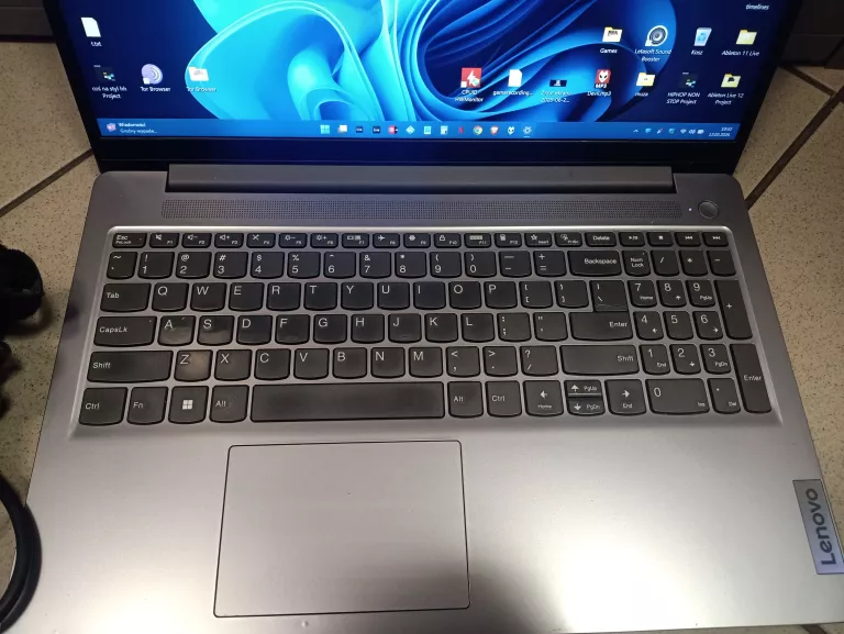 laptop-lenovo-ideapad-slim-3-15iah8-156-8gb512gb-i5-12450h-senatorska-38-legnica