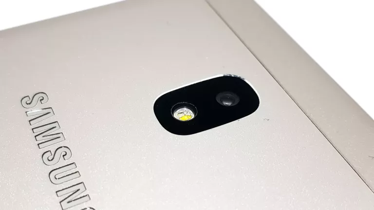 telefon-samsung-j3-2017-216gb-stan-bdb-stan-11323-2