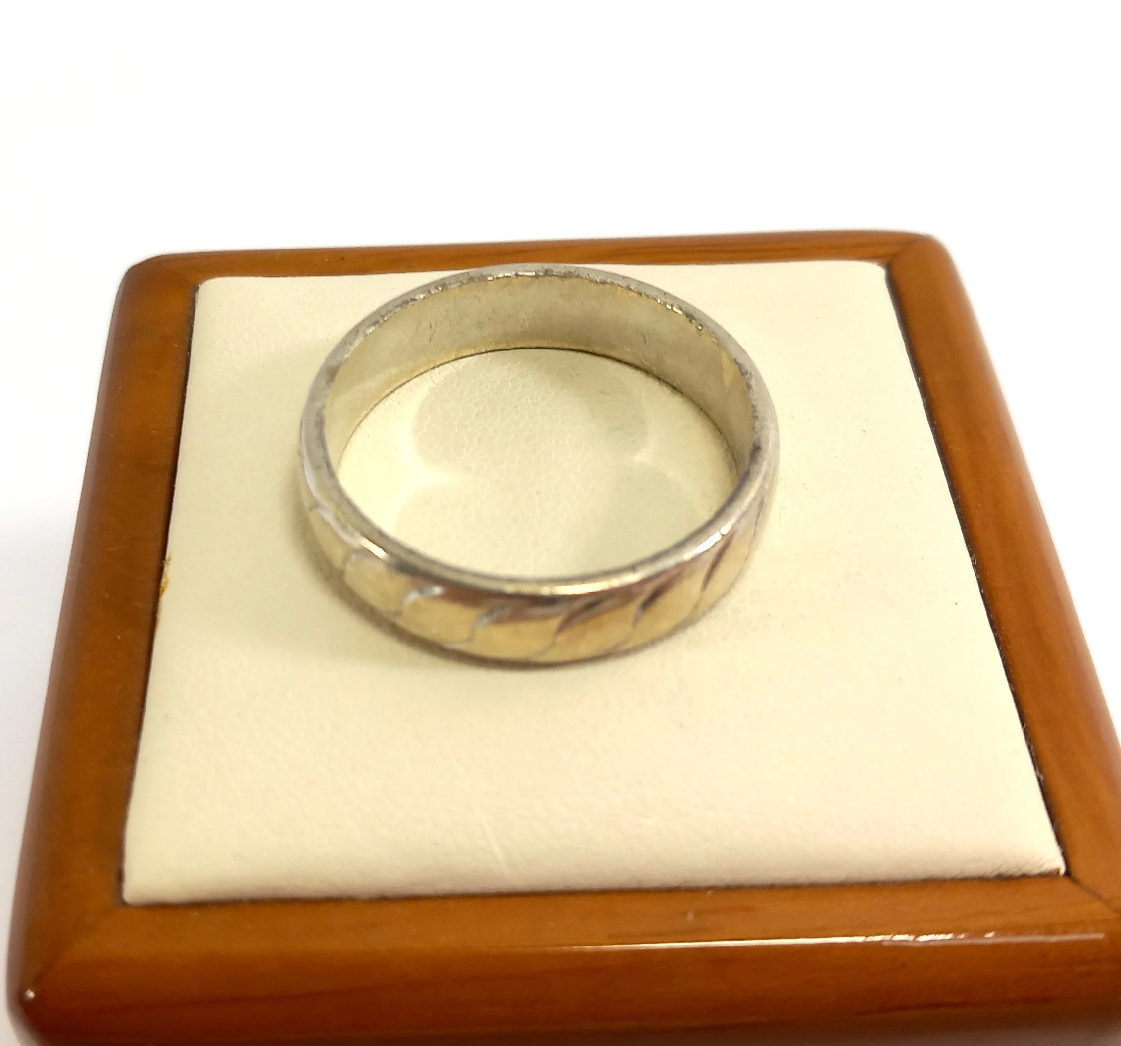 piekna-duza-klasyczna-srebrna-obaczka-pr-925-r31-ladna-kamienie-221-64