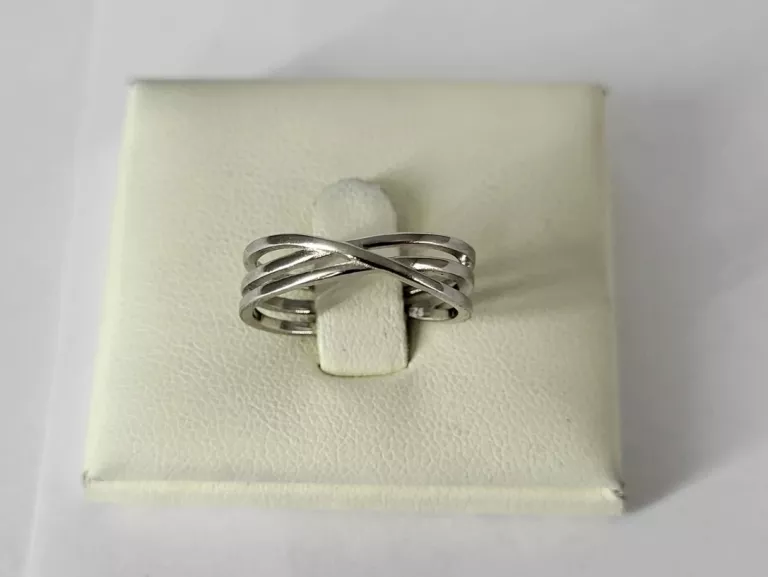 piekny-srebrny-pierscionek-190g-p925-r12-plac-wolnosci-3-tuchola