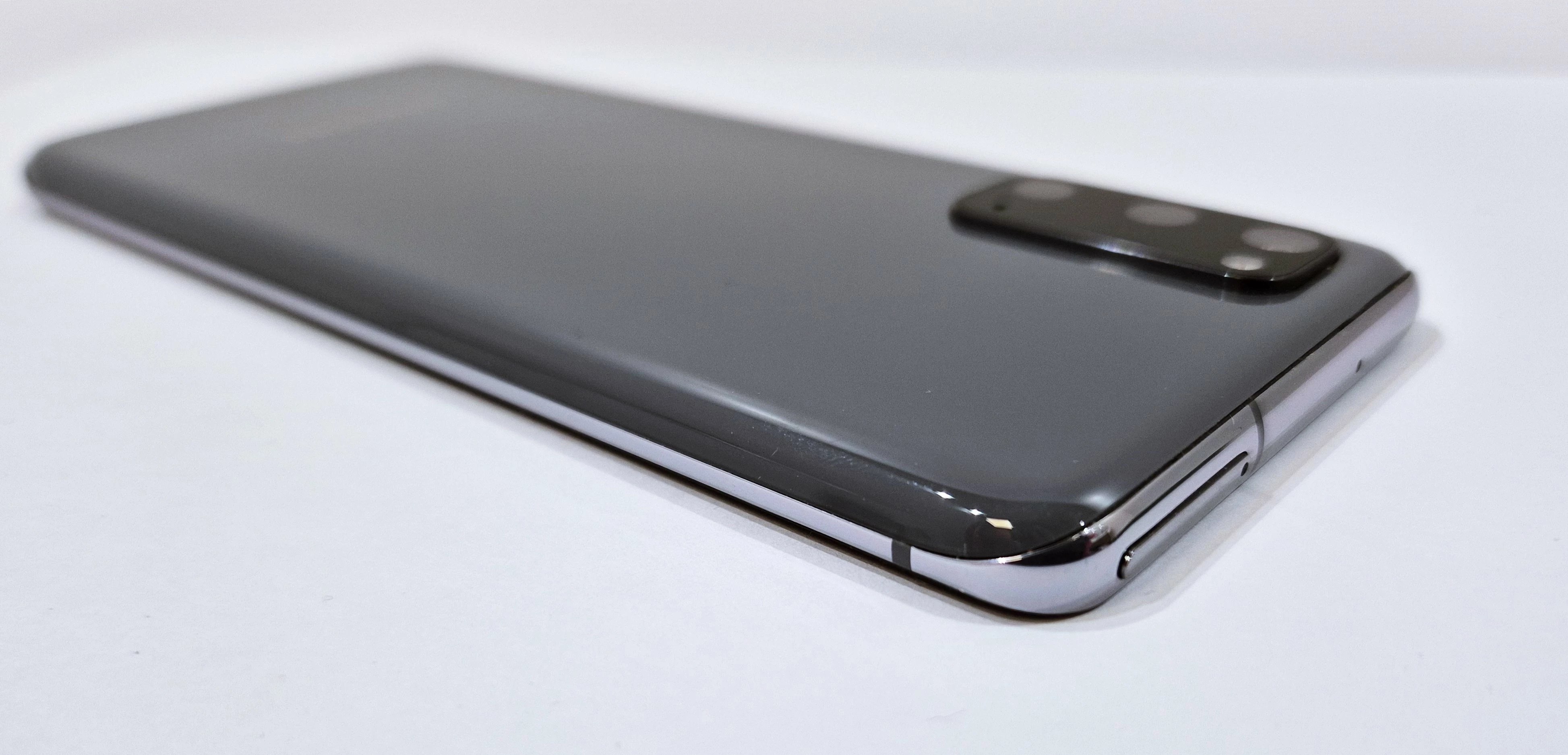 telefon-samsung-galaxy-s20-5g-12128-gb-komunikacja-219-2