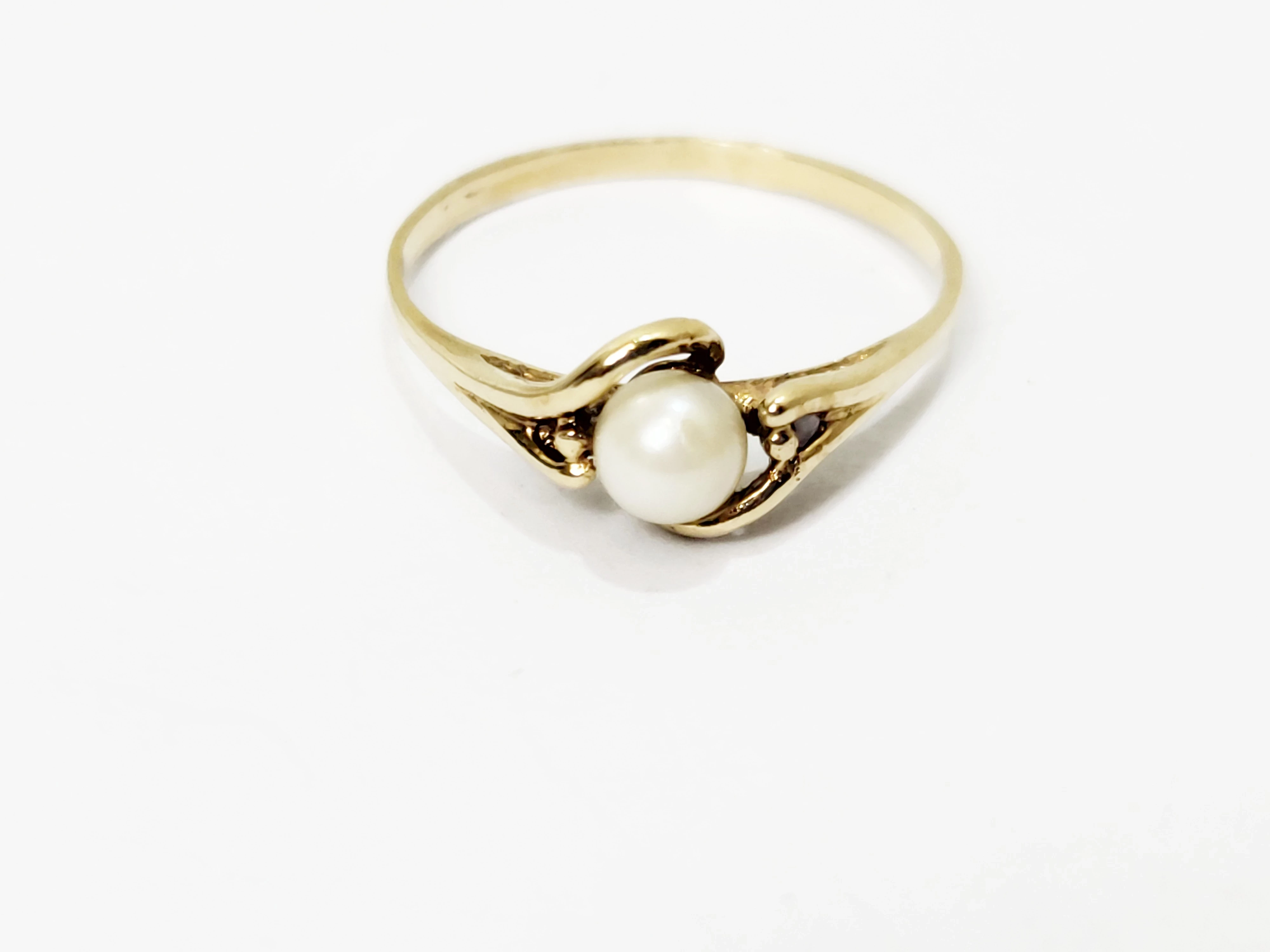 zloty-pierscionek-14ct-134g-13r-reymonta-15-warszawa