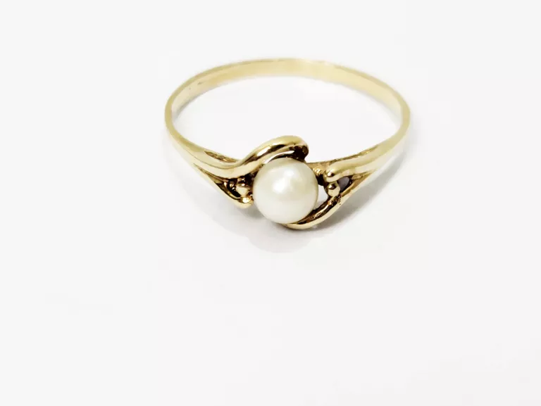 zloty-pierscionek-14ct-134g-13r-reymonta-15-warszawa