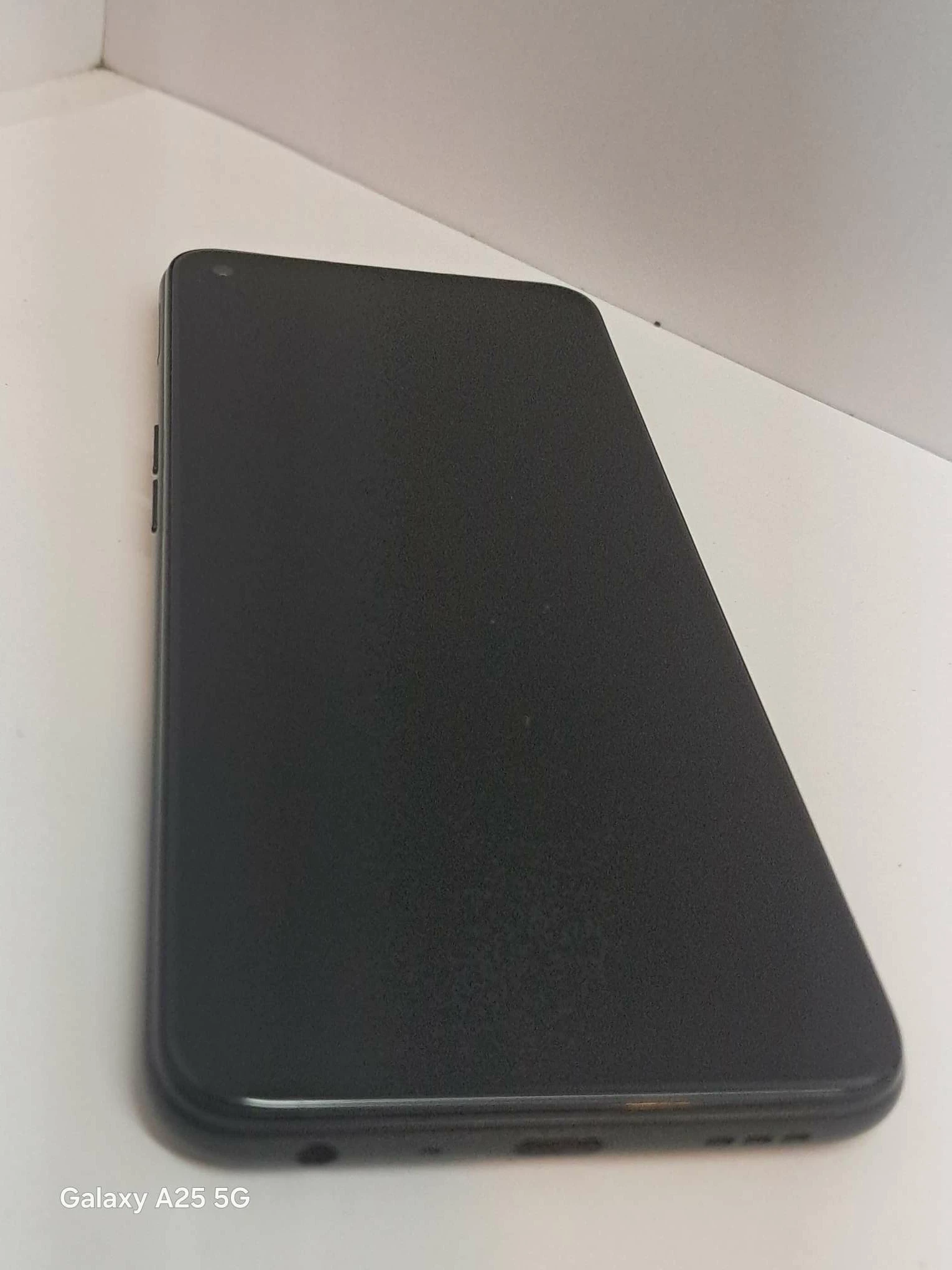 telefon-realme-9i-stan-11323-2