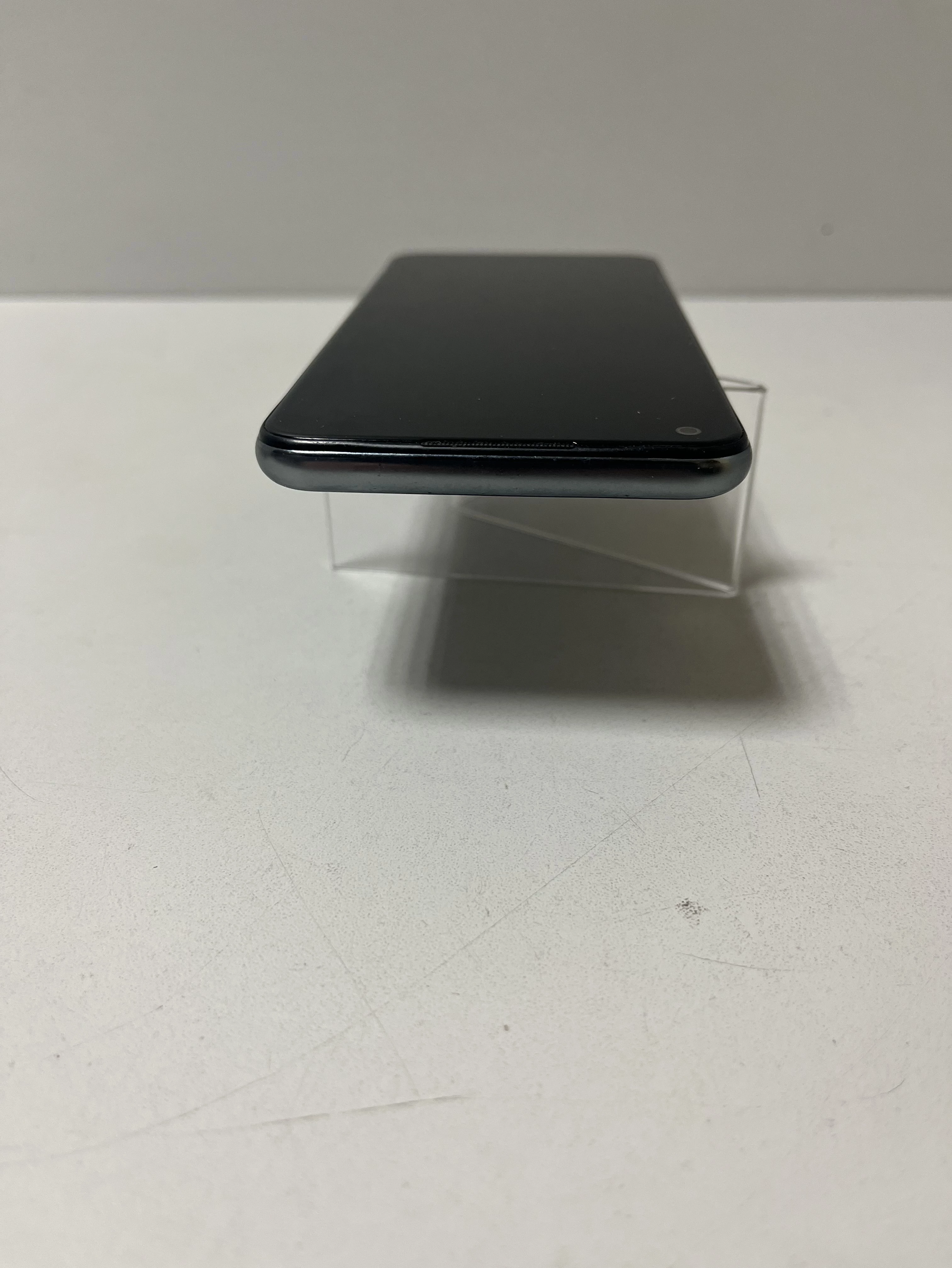 telefon-oppo-a74-5g-przekatna-ekranu-650