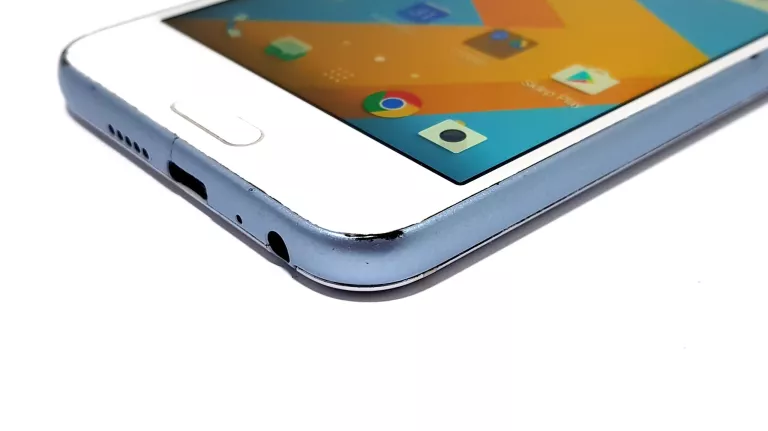 telefon-htc-one-a9s-332gb-przekatna-ekranu-500