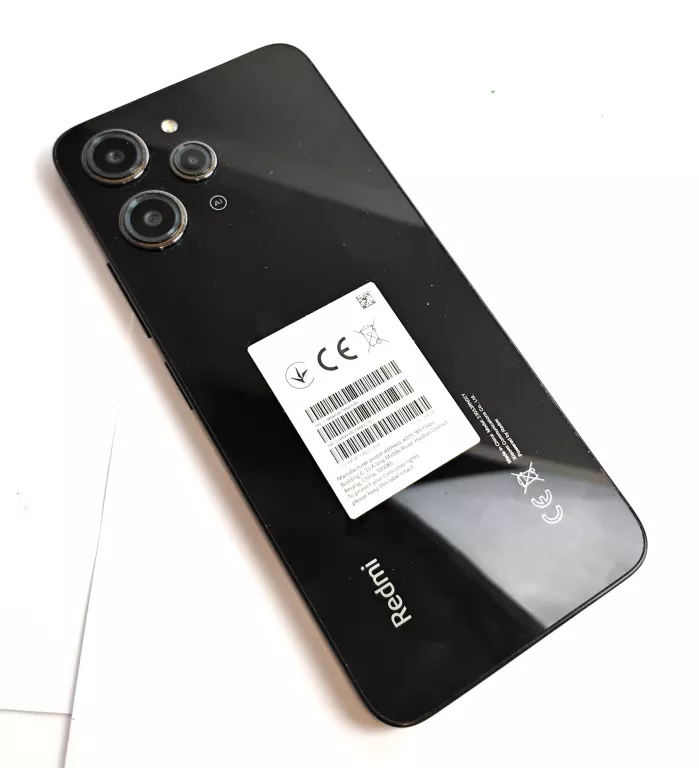 telefon-xiaomi-redmi-12-8256gb-przekatna-ekranu-660