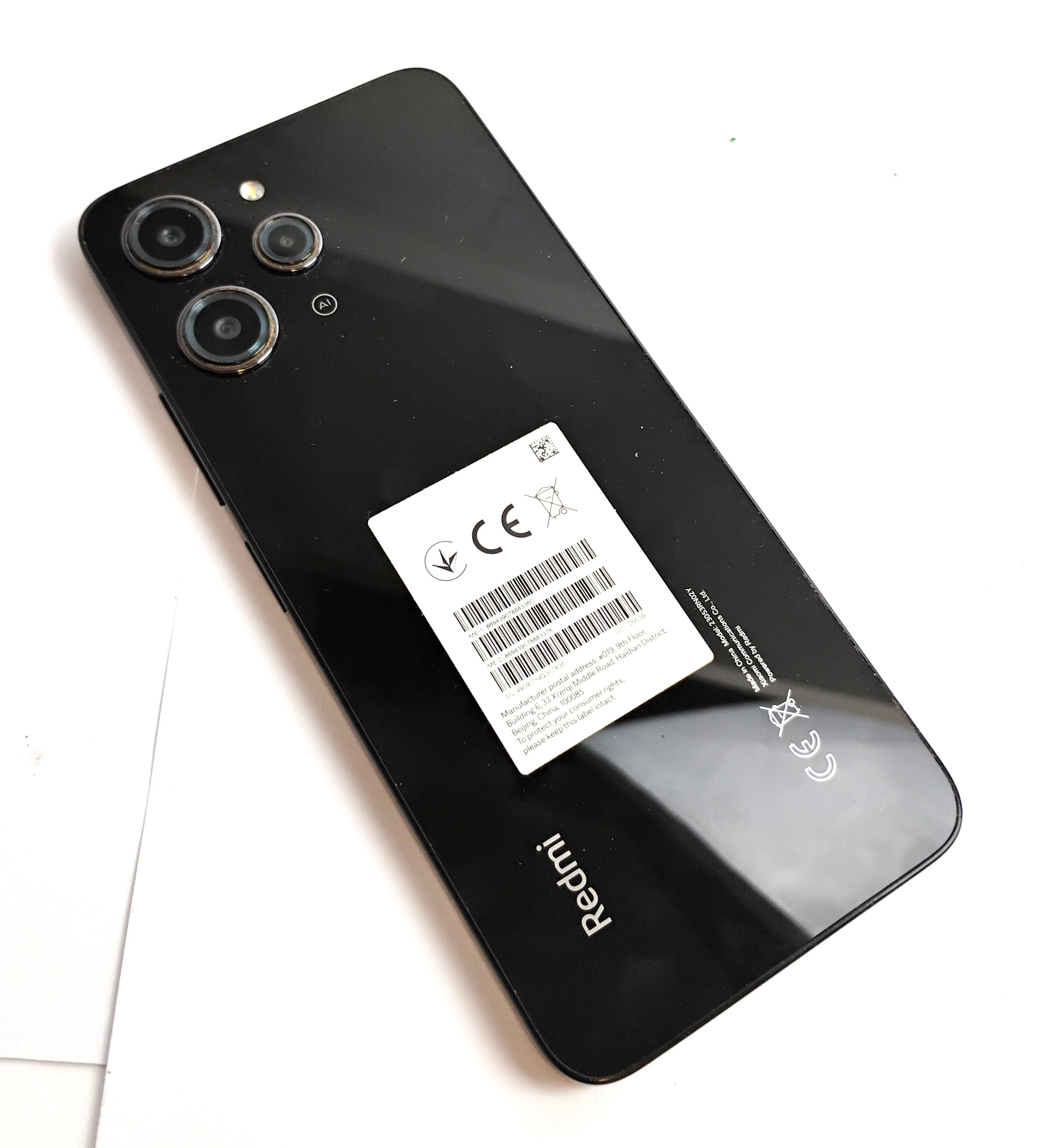 telefon-xiaomi-redmi-12-8256gb-przekatna-ekranu-660