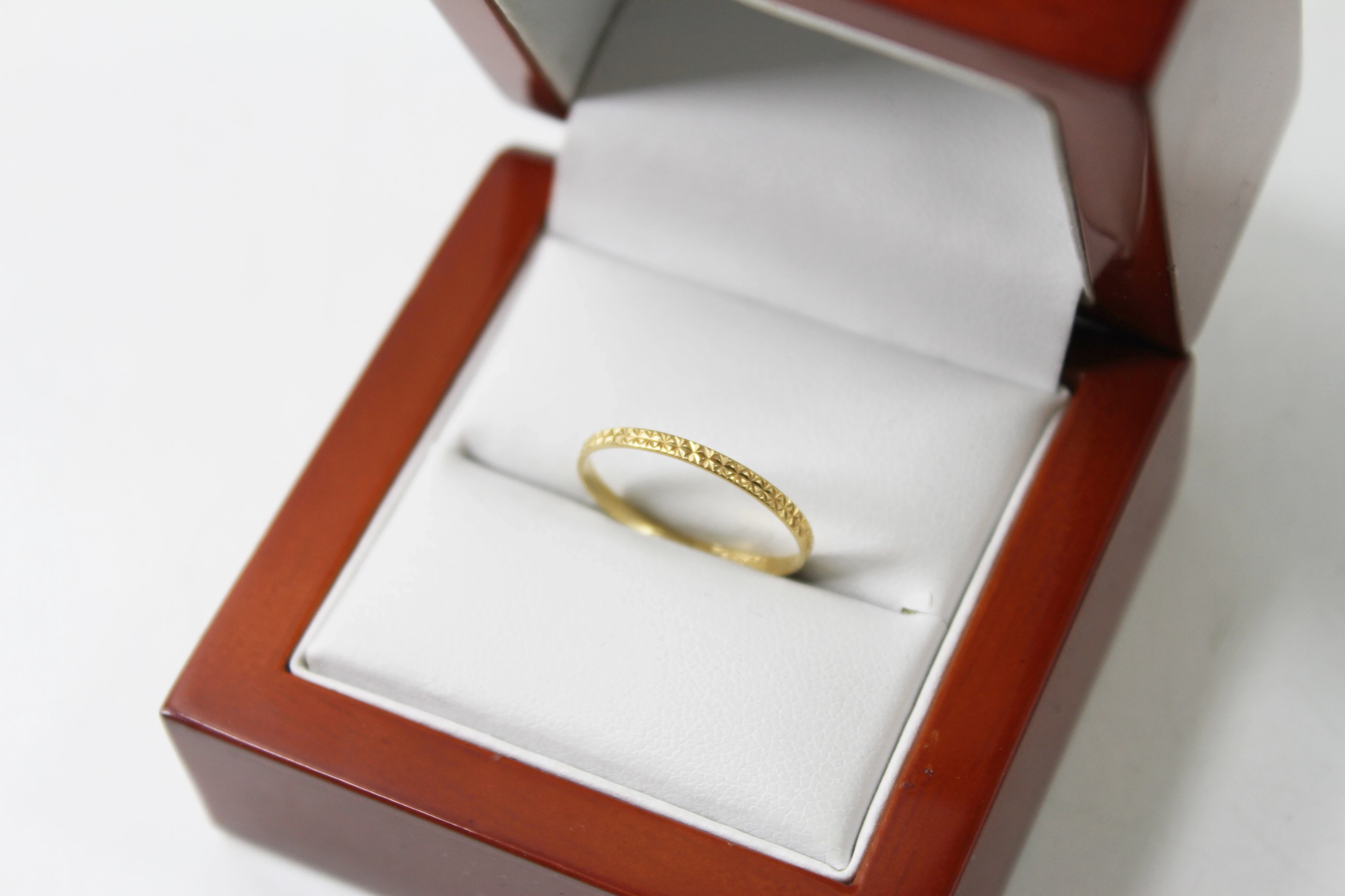 zloty-pierscionek-750-g077-r15-wojciechowskiego-39-warszawa