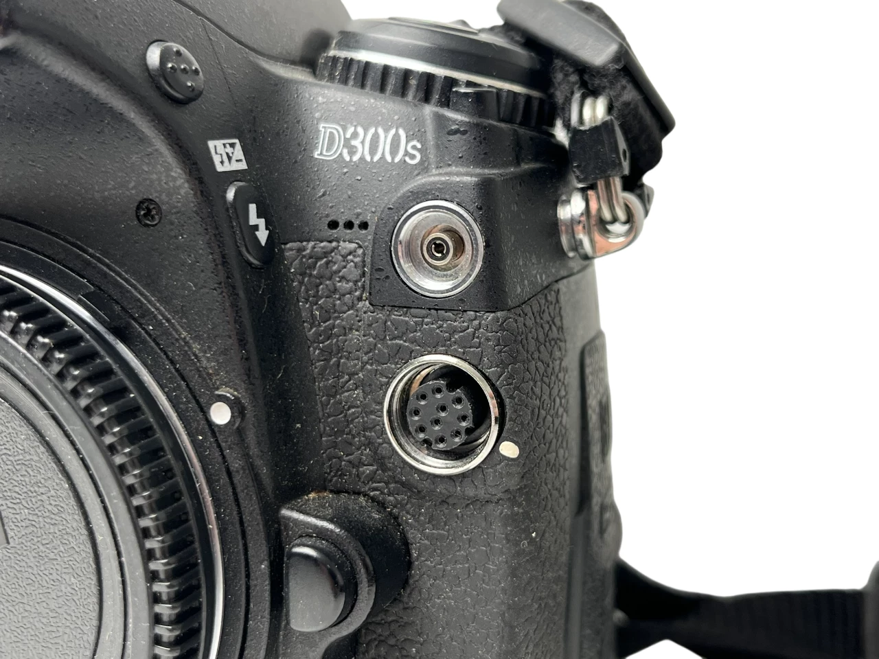 aparat-cyfrowy-nikon-d300s-body-rozdzielczosc-1230