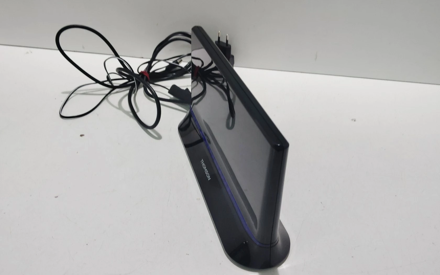 antena-dvbt2-thomson-ant1538bk-stan-11323-2