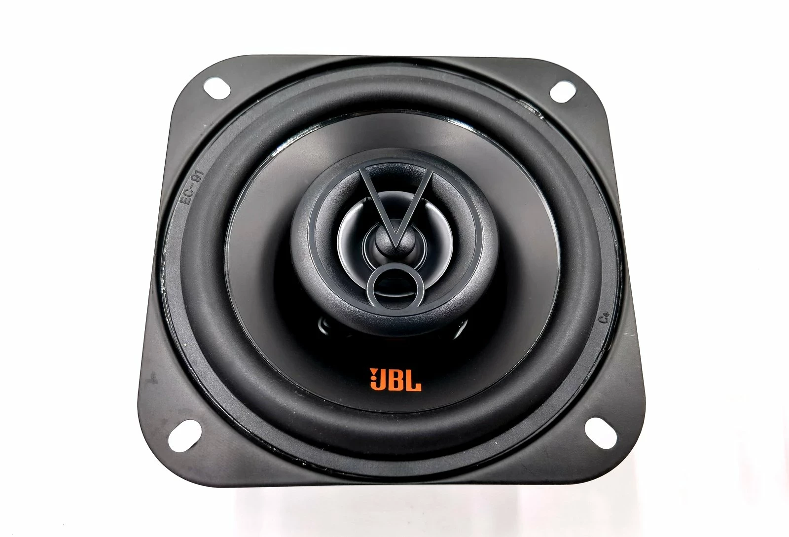 glosniki-samochodowe-jbl-stage2-424-konstrukcja-720-1