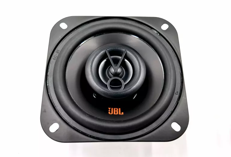 glosniki-samochodowe-jbl-stage2-424-konstrukcja-720-1