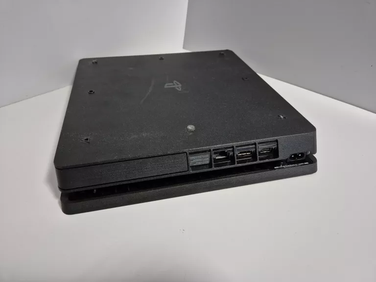 konsola-sony-ps4-slim-500gb-z-napedem-pad-gry-fc-24-ufc-hogwart-stan-11323-2