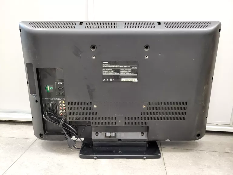 telewizor-toshiba-32av500p-stan-11323-2