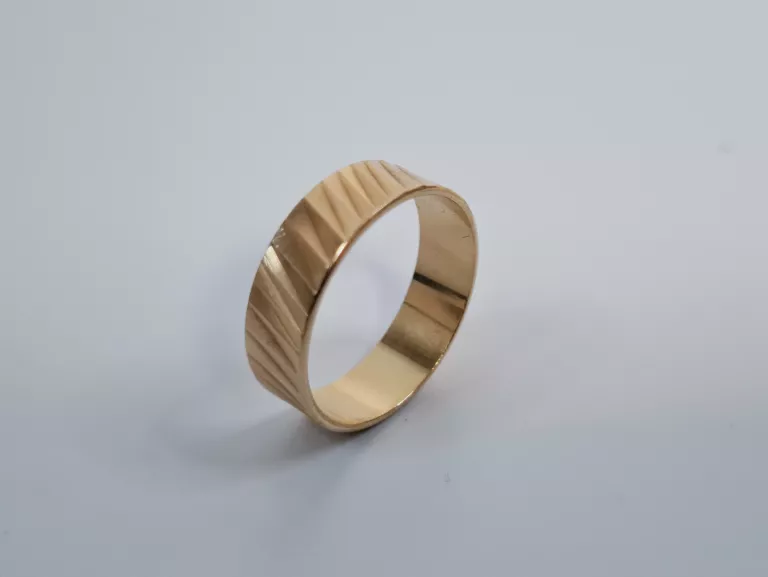 zloto-zlom-inwestycja-373g-585-masa-373