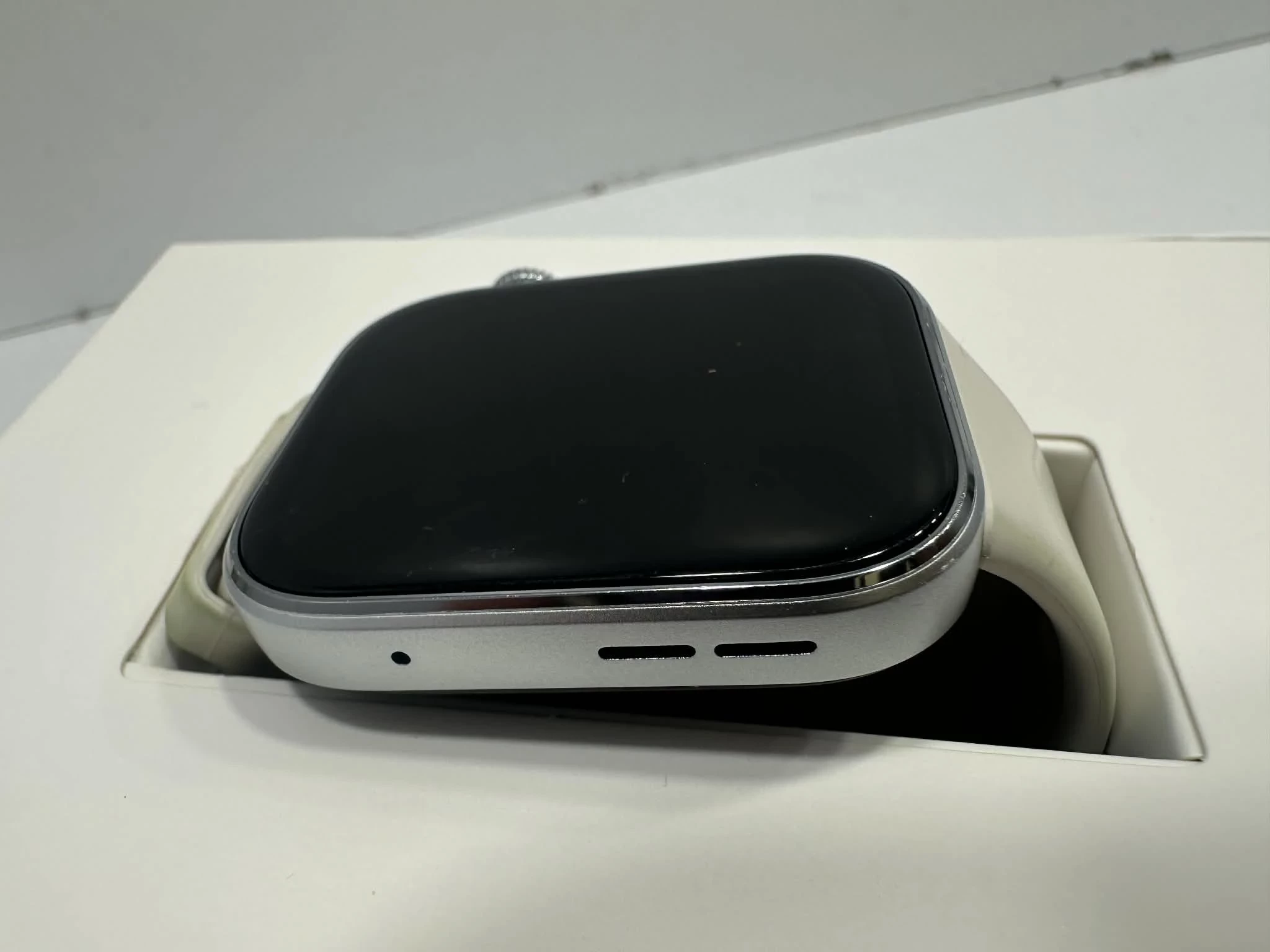 smartwatch-huawei-watch-fit-4-bialy-pud-stan-11323-2