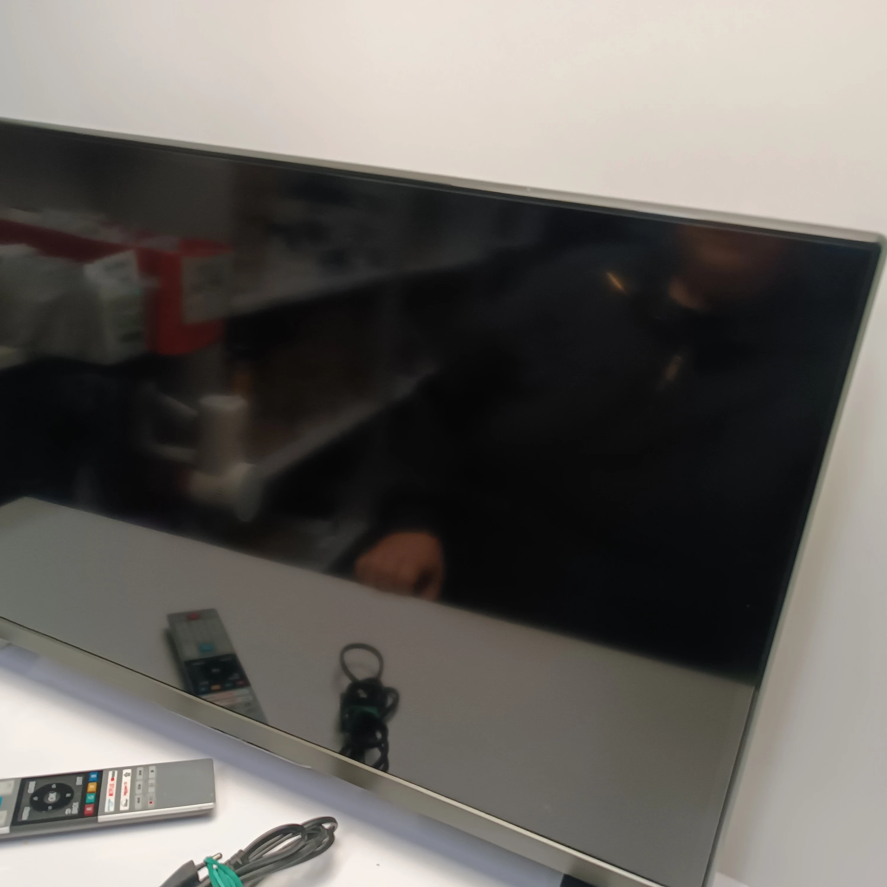 telewizor-toshiba-32lv2e63dg-format-hd-129294-2