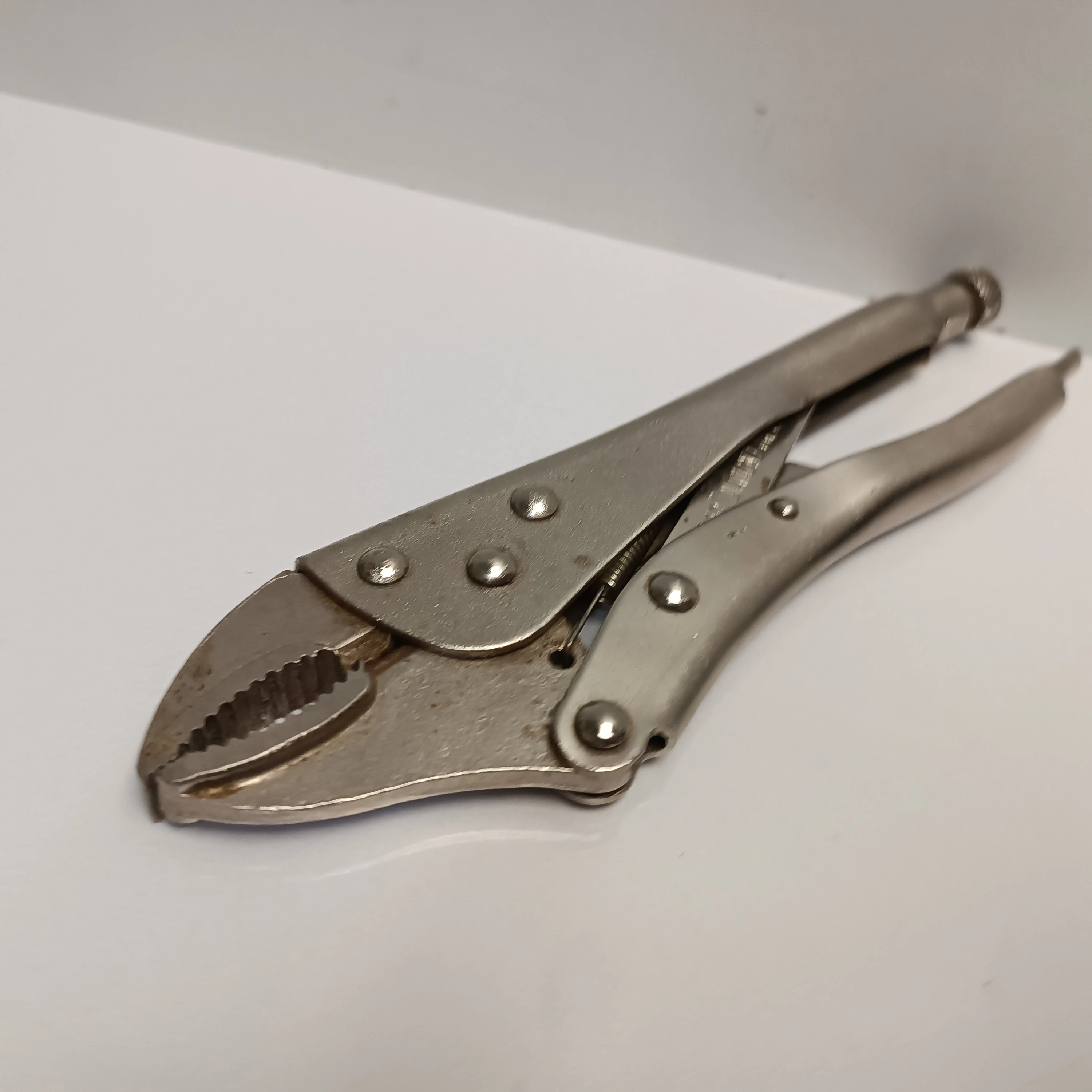 klucz-zacisk-spawalniczy-szczypce-cegi-morsa-osiedle-teatralne-3u15-krakow