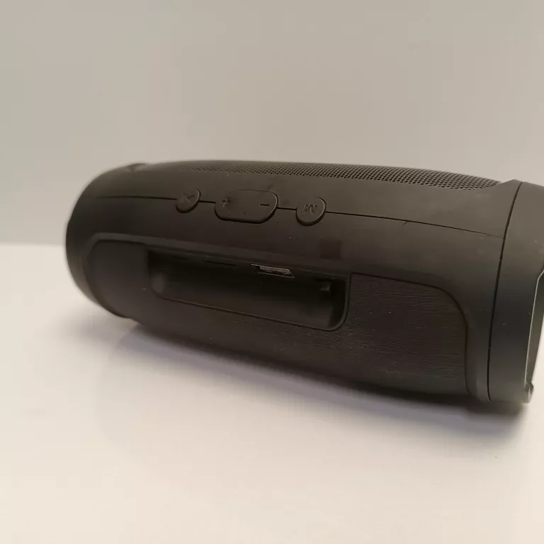 glosnik-bt-czarny-bezprzewodowy-moc-1200