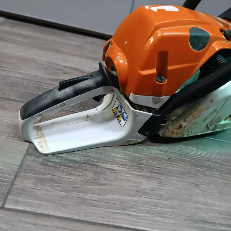 pila-stihl-ms241-c-2023r-seria-ms-241