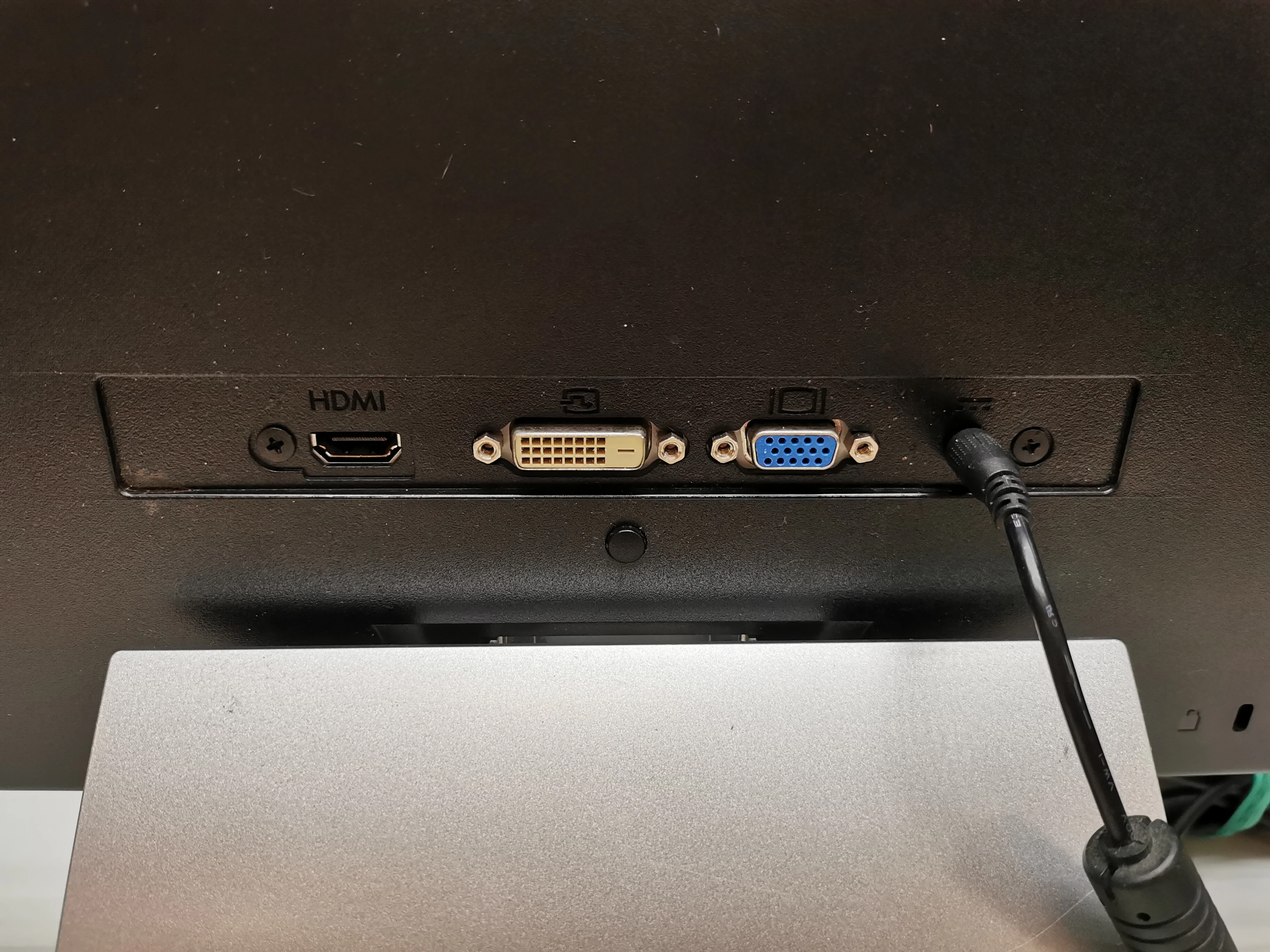 monitor-hp-pavilion-27xi-27-cali-diagonal-ips-led-backlit-kod-producenta-5dq99aa