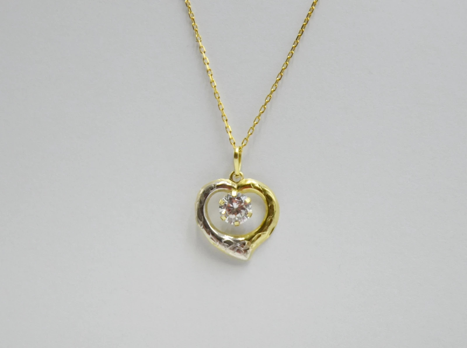 zlota-zawieszka-serduszko-585-w072g-swietlikow-8-warszawa