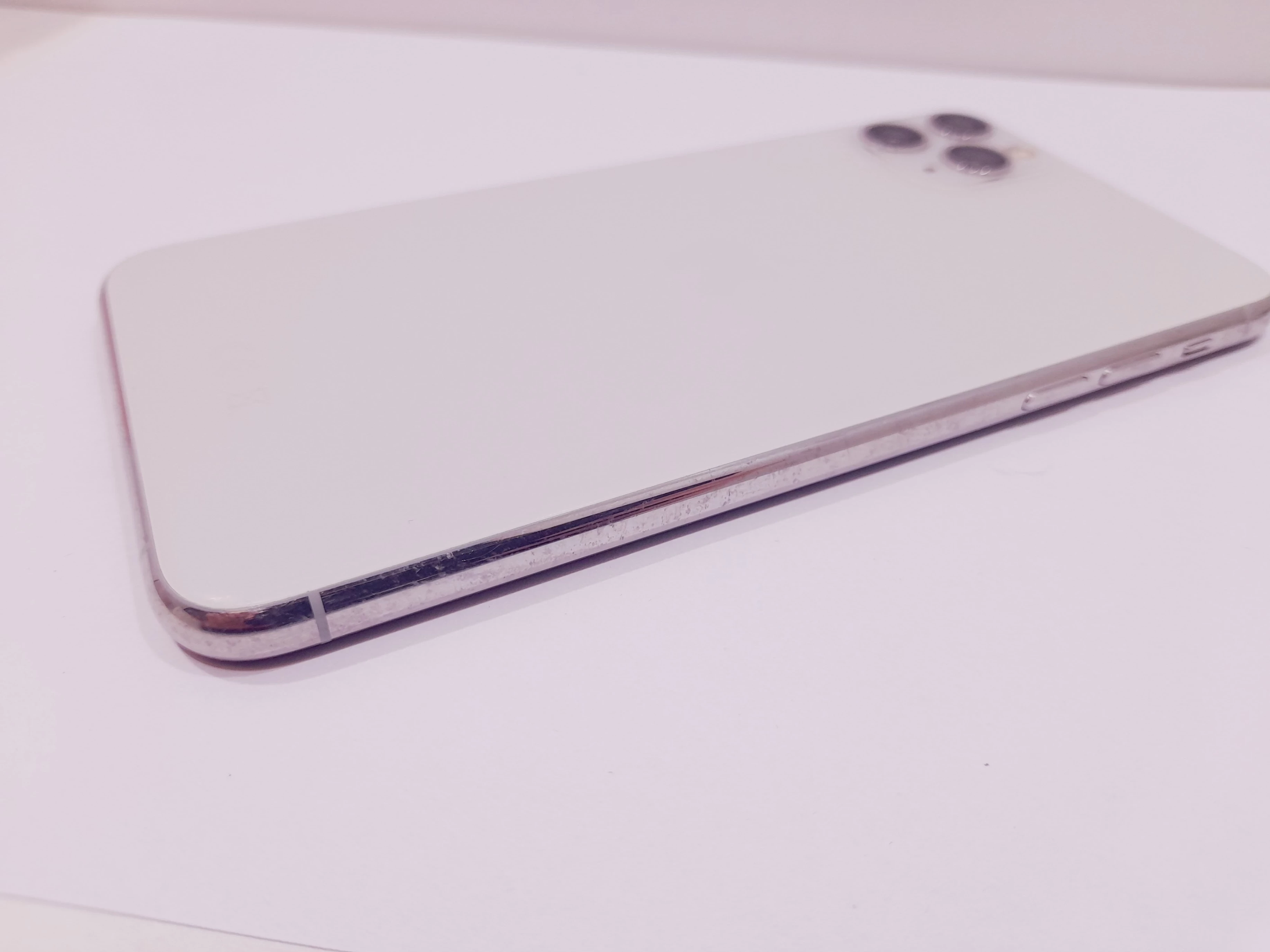 apple-iphone-11-pro-max-64gb-system-operacyjny-4388-7