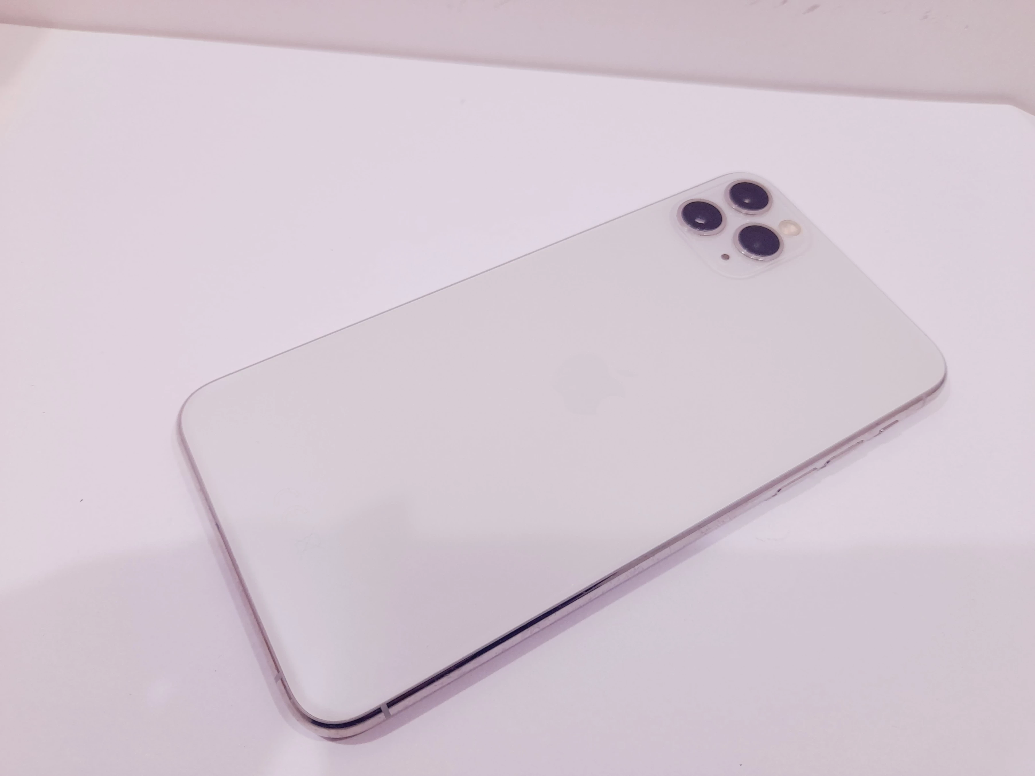 apple-iphone-11-pro-max-64gb-pamiec-ram-202865-214121