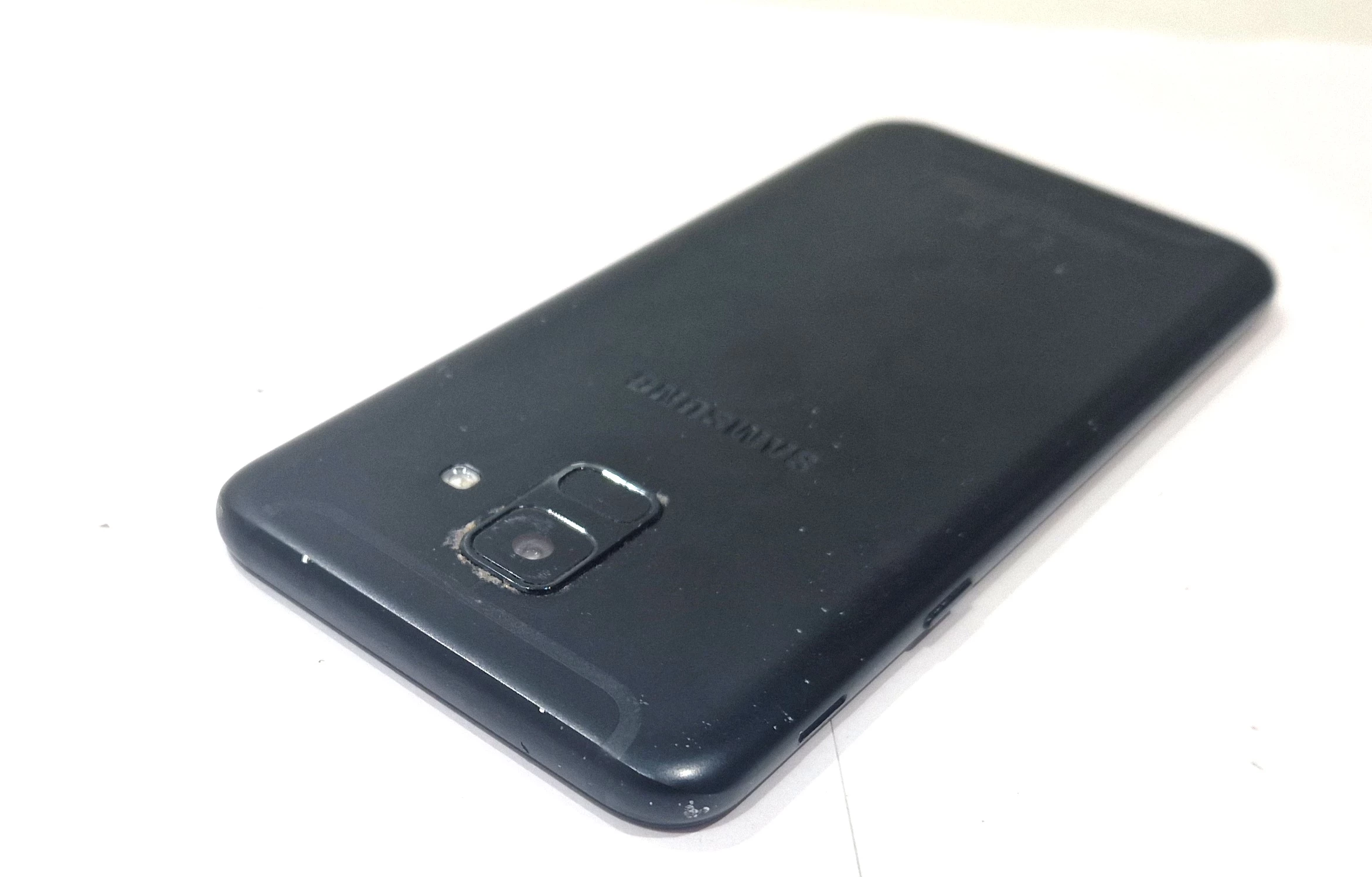 telefon-samsung-galaxy-a6-332gb-wbudowana-pamiec-202869-214197