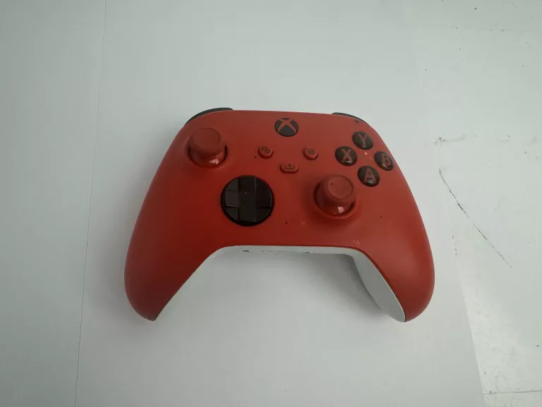 pad-czerwony-xbox-chojnowska-251c-legnica