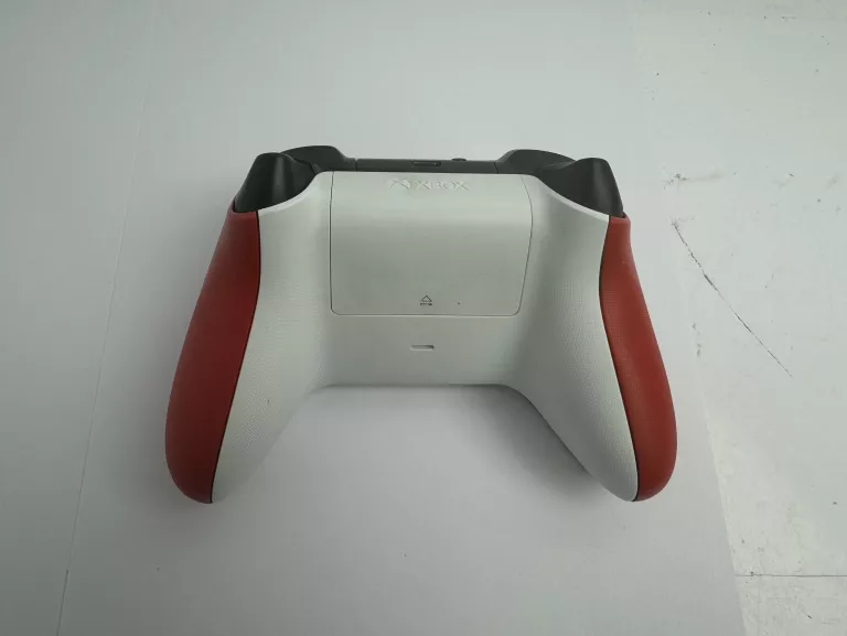 pad-czerwony-xbox-stan-11323-2