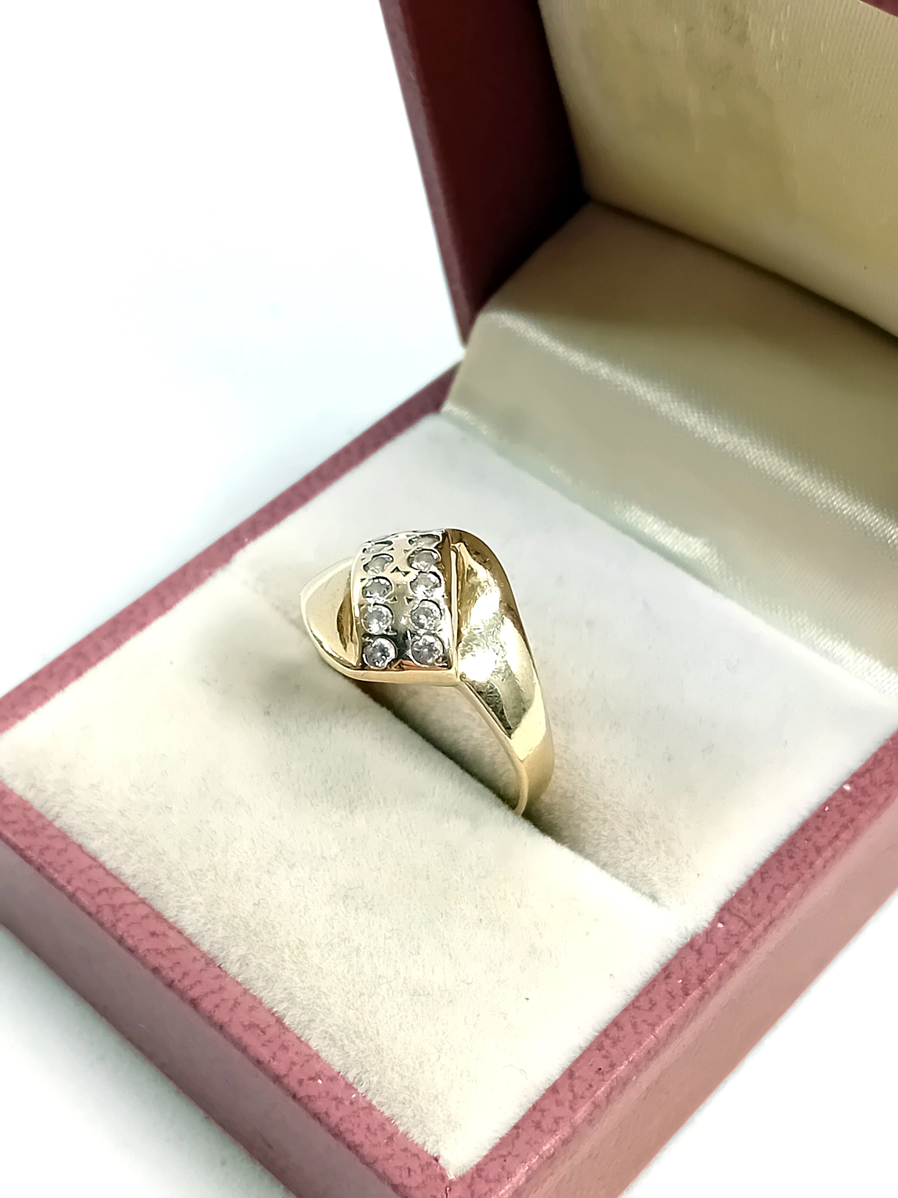 wyjatkowy-zloty-pierscionek-pr585-r15-kamienie-221-32