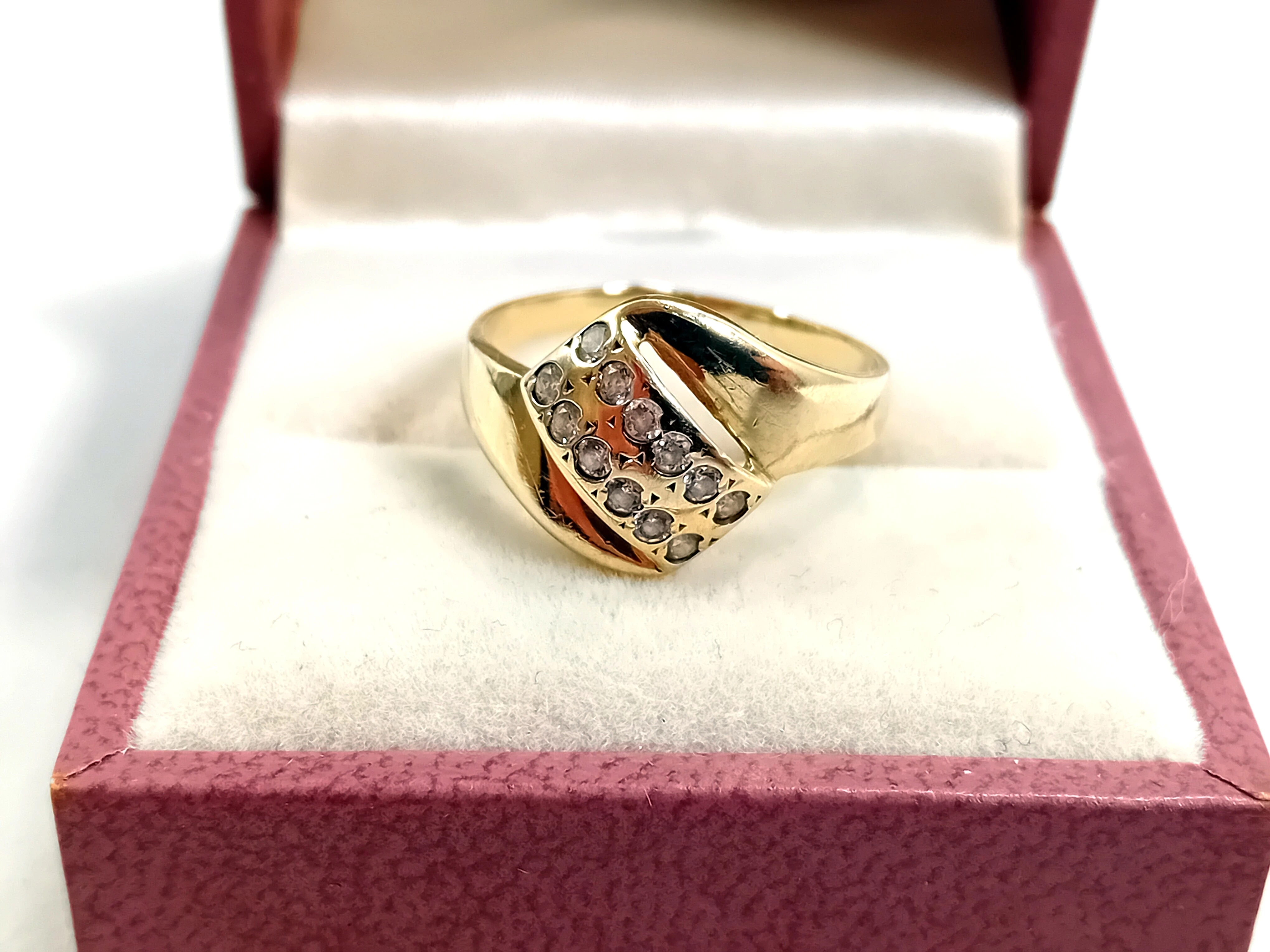 wyjatkowy-zloty-pierscionek-pr585-r15-material-dominujacy-223721-131072