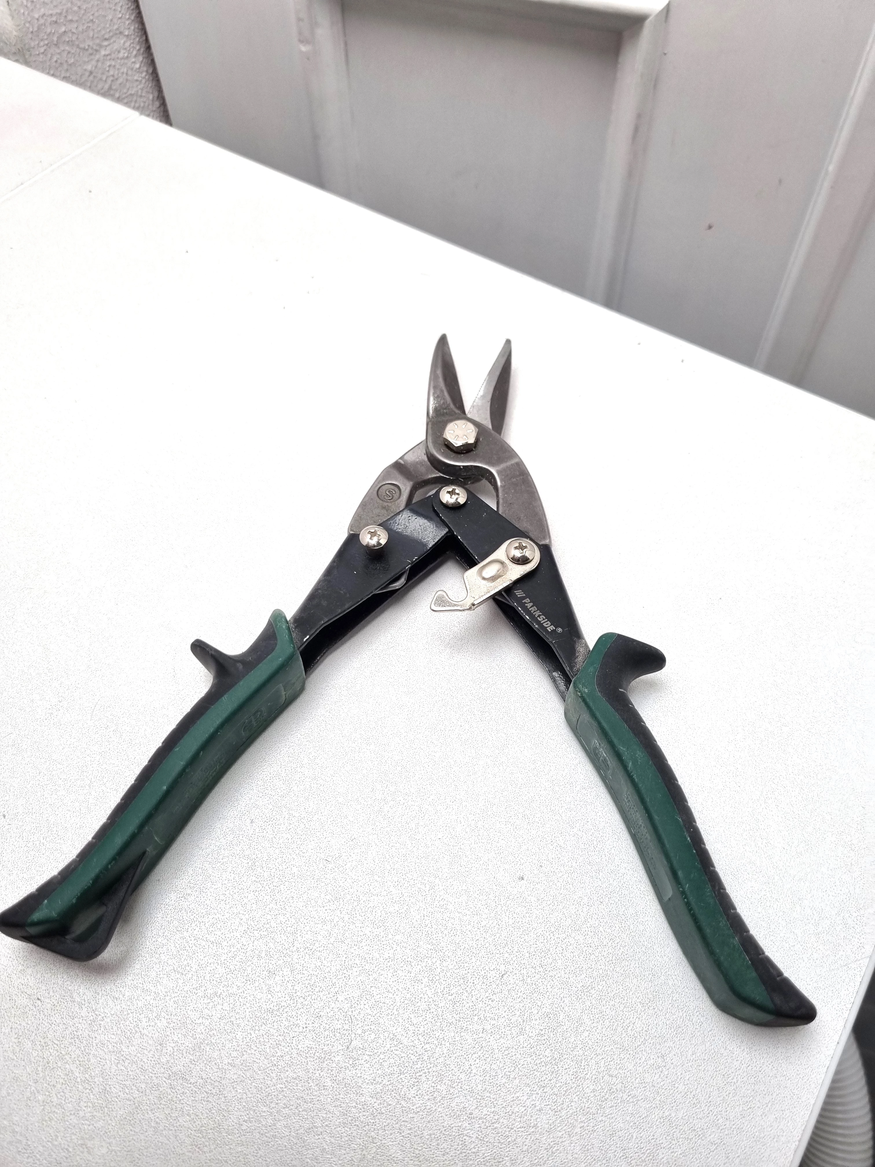 nozyce-do-ciecia-blachy-parkside-x2-stan-11323-2