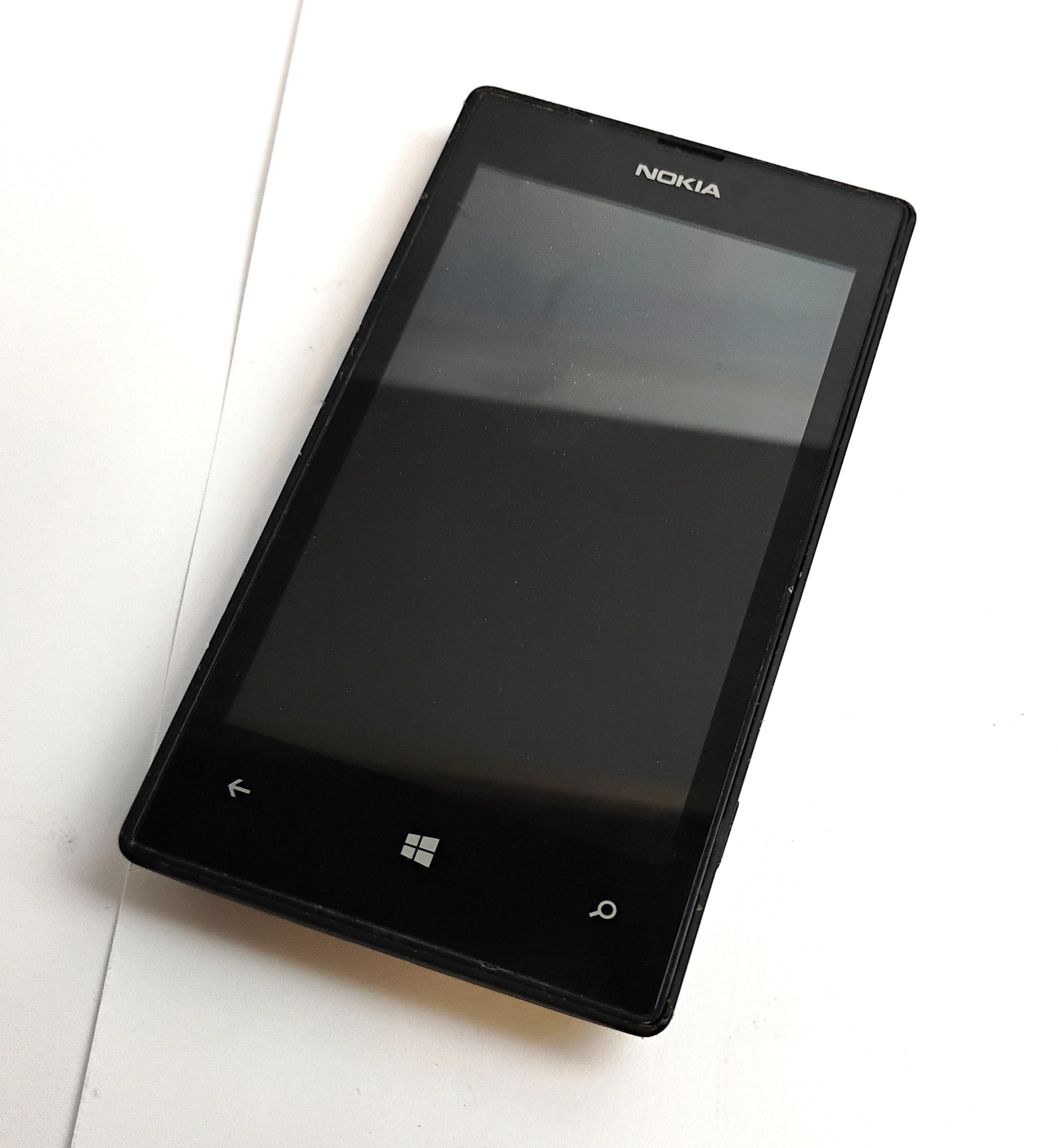 telefon-nokia-520-ean-gtin-6438158572720