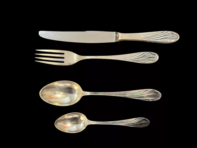 zestaw-srebrnych-sztuccow-4-sztuki-p925w181g-liczba-elementow-w-zestawie-4