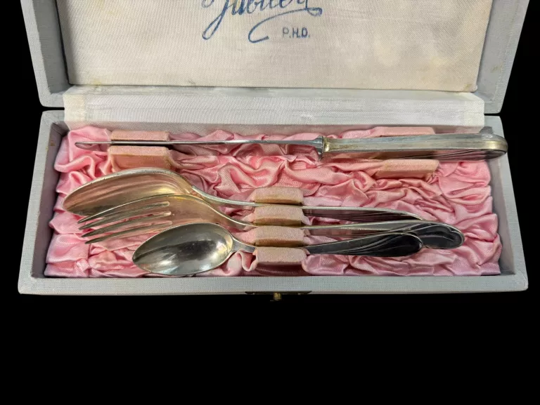 zestaw-srebrnych-sztuccow-4-sztuki-p925w181g-piastowska-5-oswiecim-sj