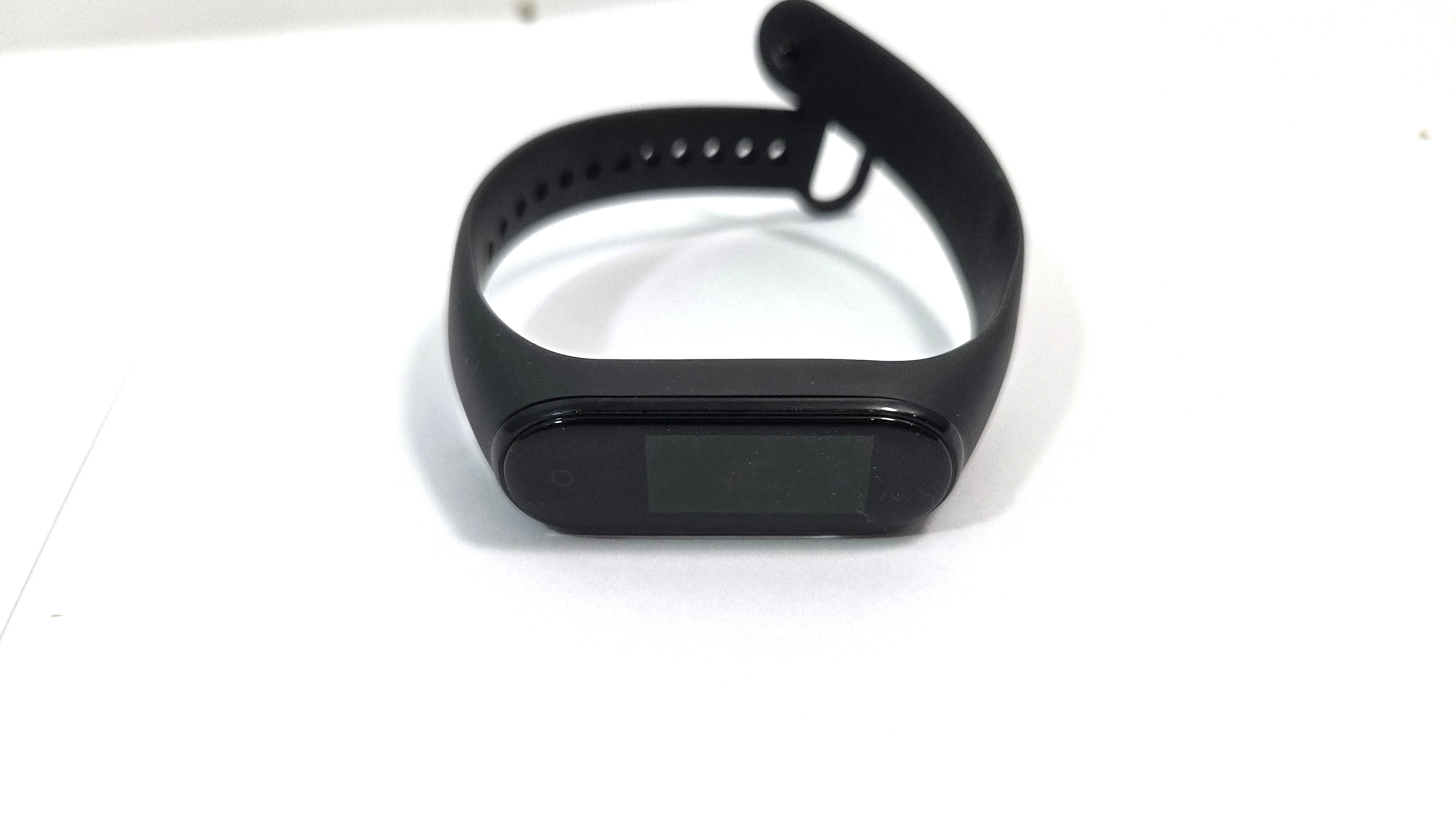 opaska-zegarek-mi-smart-band-4-ladowarka-armii-krajowej-1a-goldap