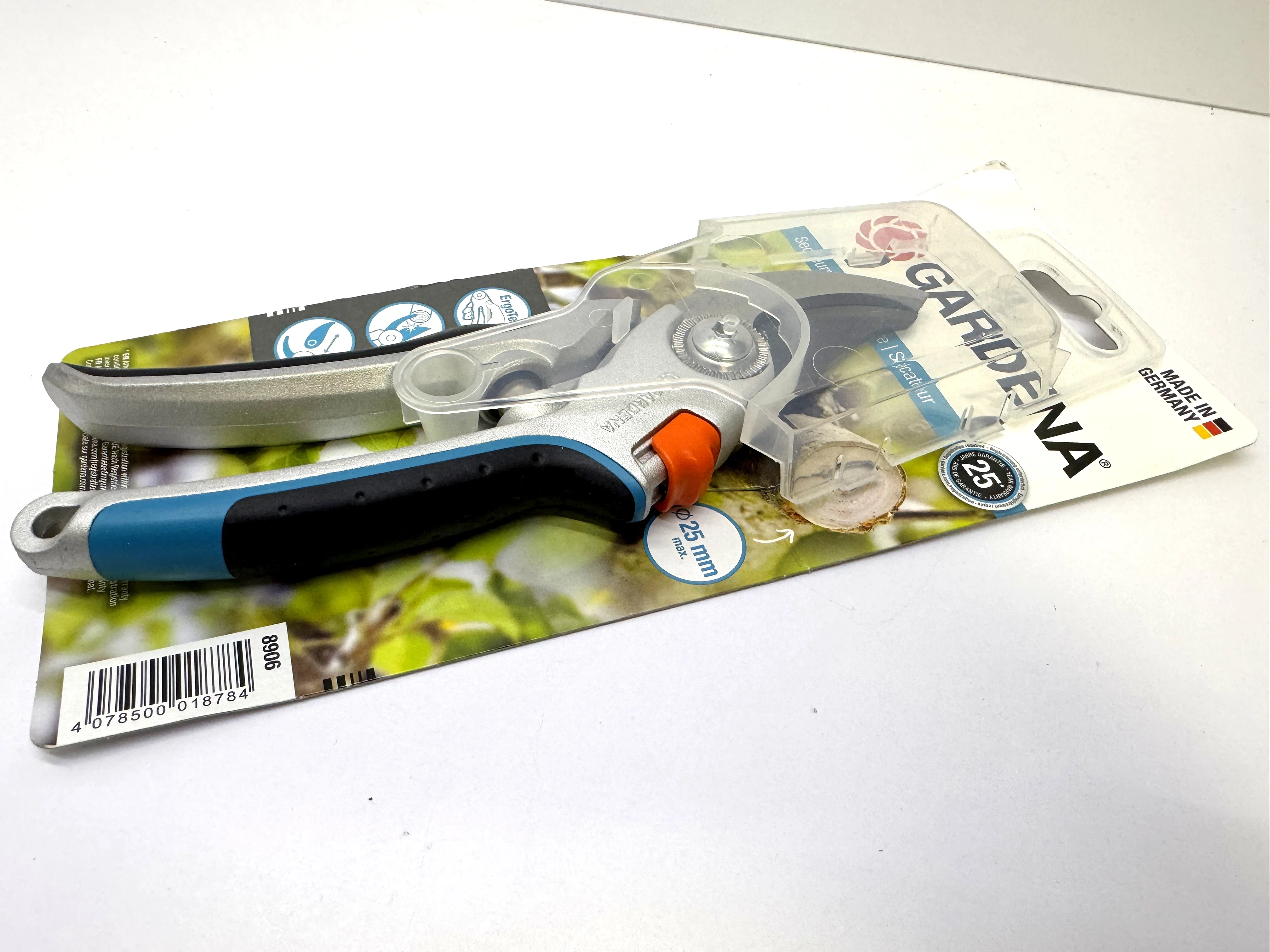 gardena-8906-sekator-ogrodowy-do-galezi-do-25-mm-stan-11323-2